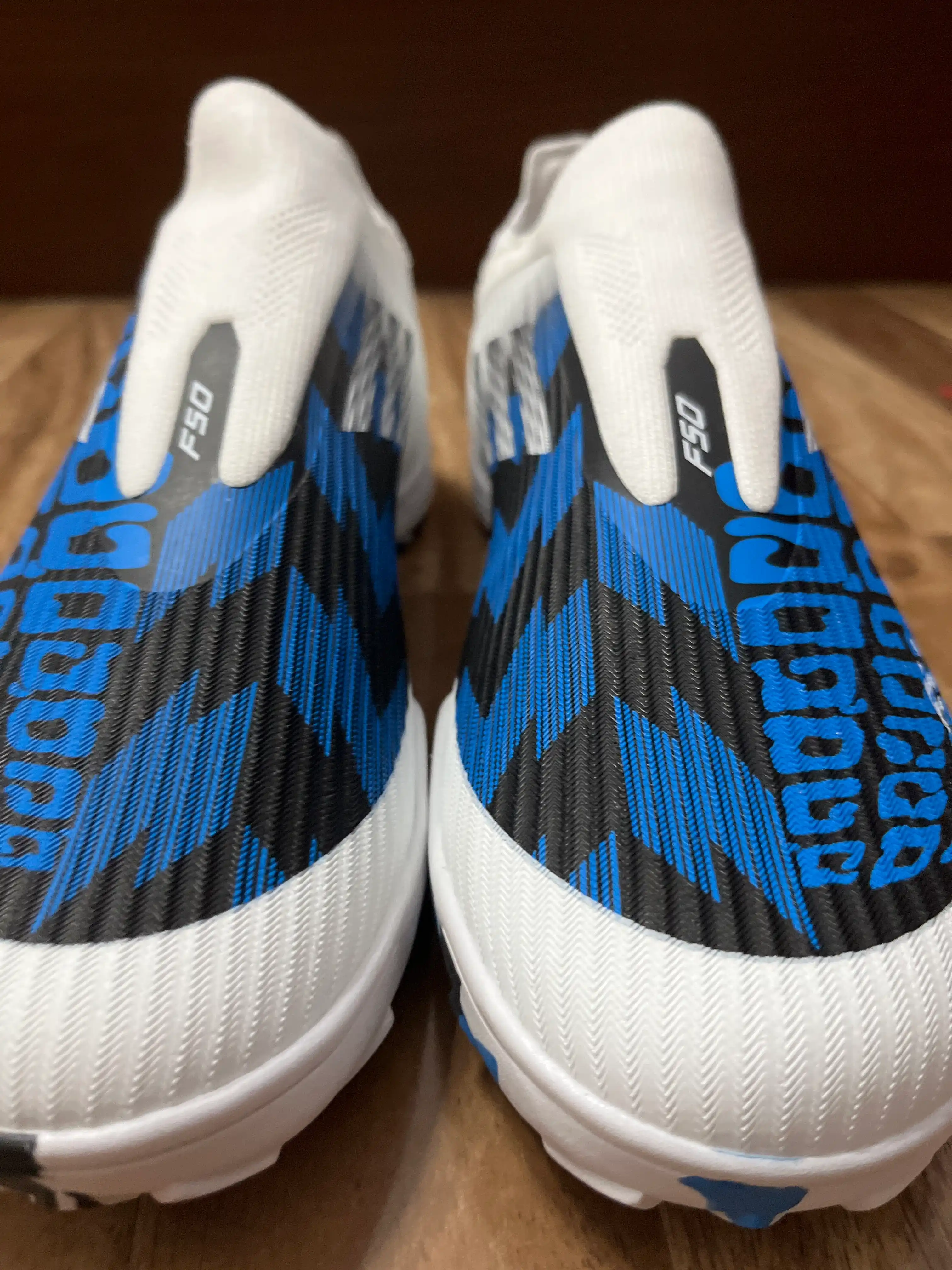 F50 New Design futbol butsalari futbol butsilari va sorokonojkalari, erkaklar va o'smirlar