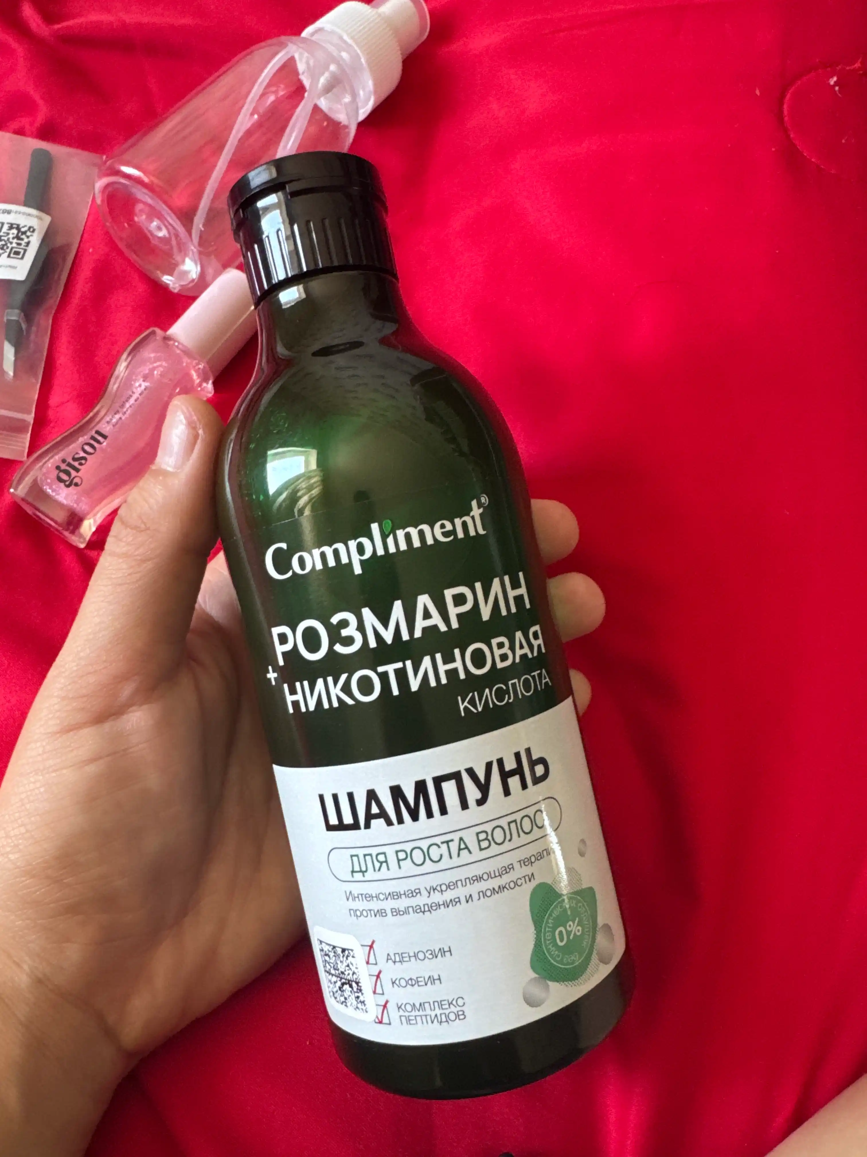 Compliment soch o'stirish uchun shampun, Rozmarin va Nikotin kislotasi bilan, 400 ml