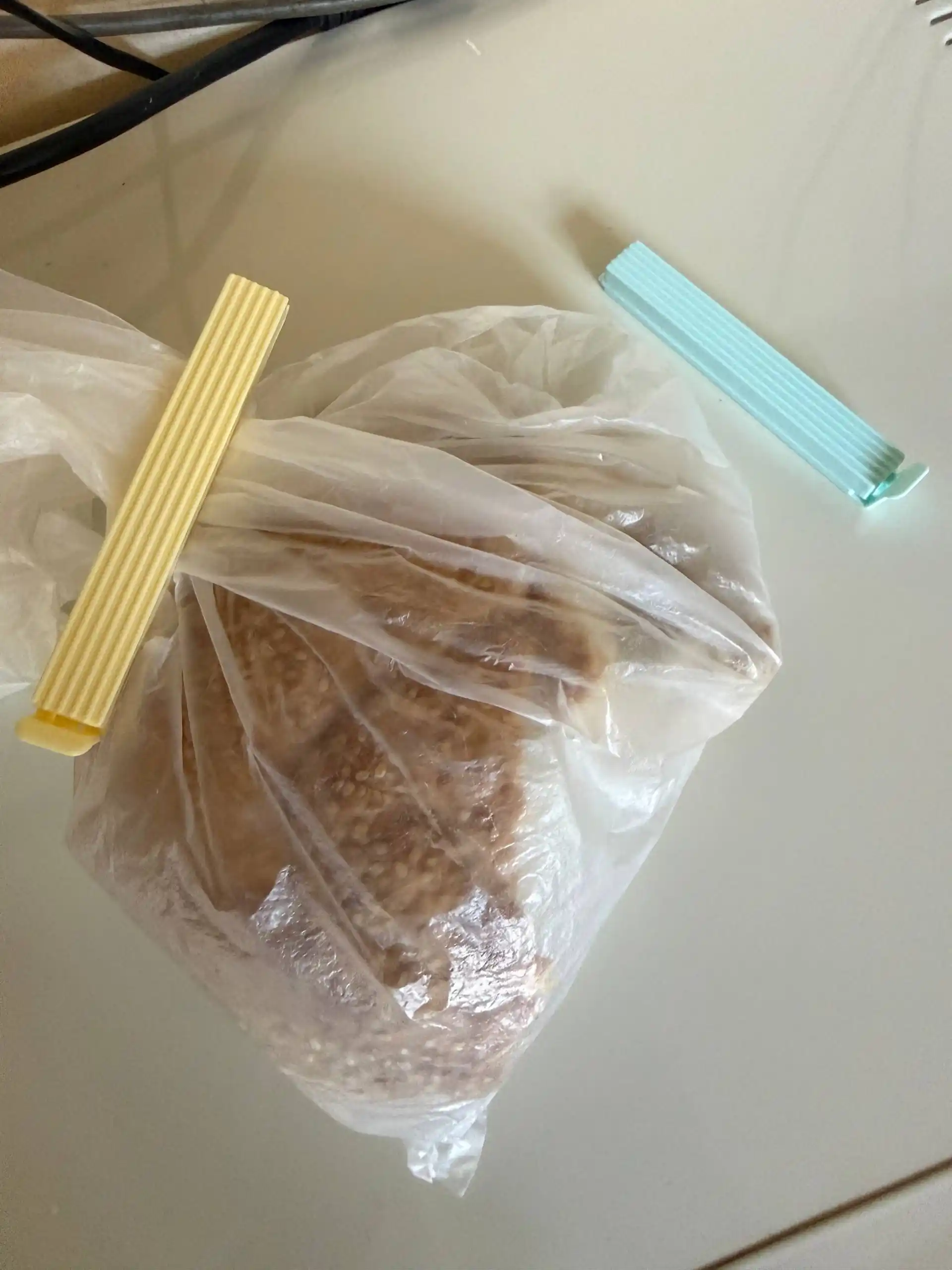 Зажимы для пакетов, 4 шт – клипсы, закрывашки для хранения продуктов, прищепки