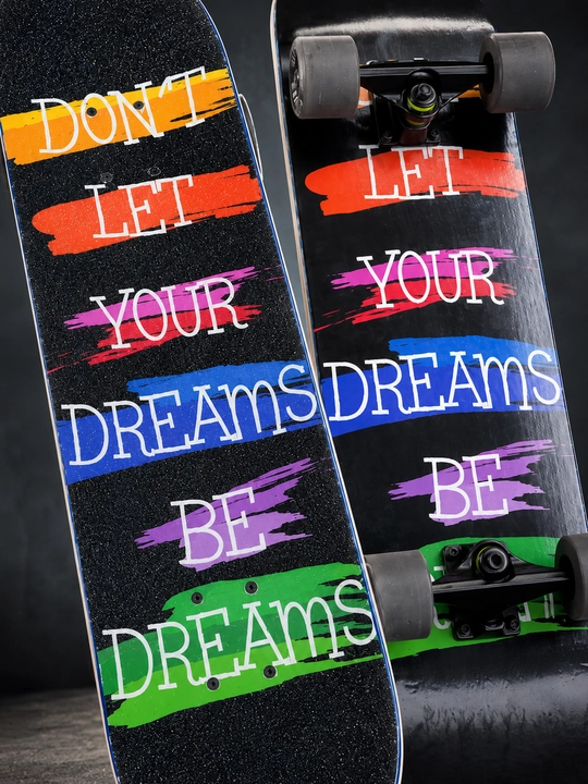 Skateboard, 7 qatlamli zarang yog‘ochi, 80 kg gacha yuklama, uchish va tryuklar uchun 