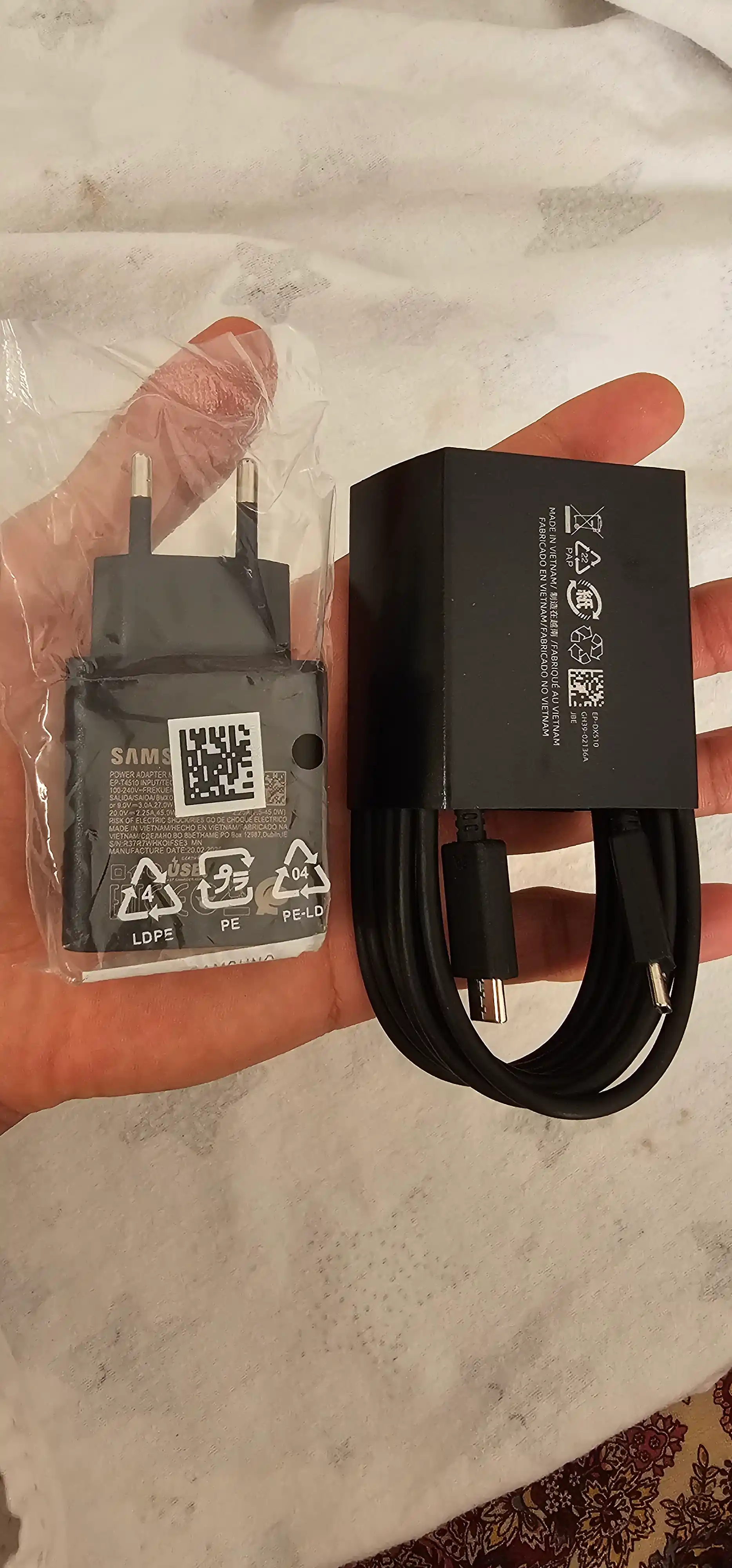 Samsung 45W Type-C zaryadchik, adapter (kabel bilan) Fast Charging 2.0 - tezkor zaryadlash