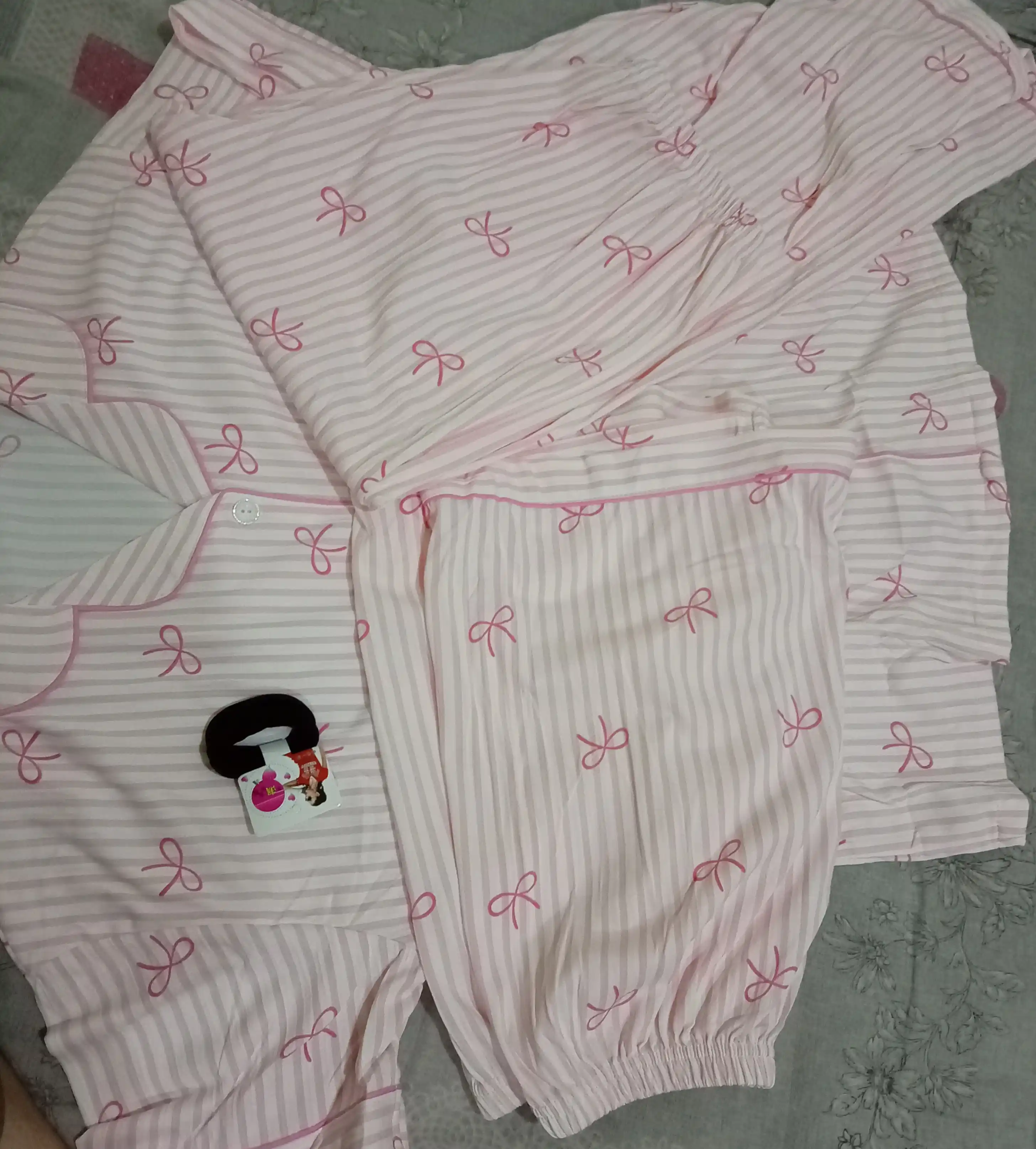 Pijama ayollar uchun 3 tasi 1da, shim va shortik, troyka, ayollar pijamasi zakolka sovg'a