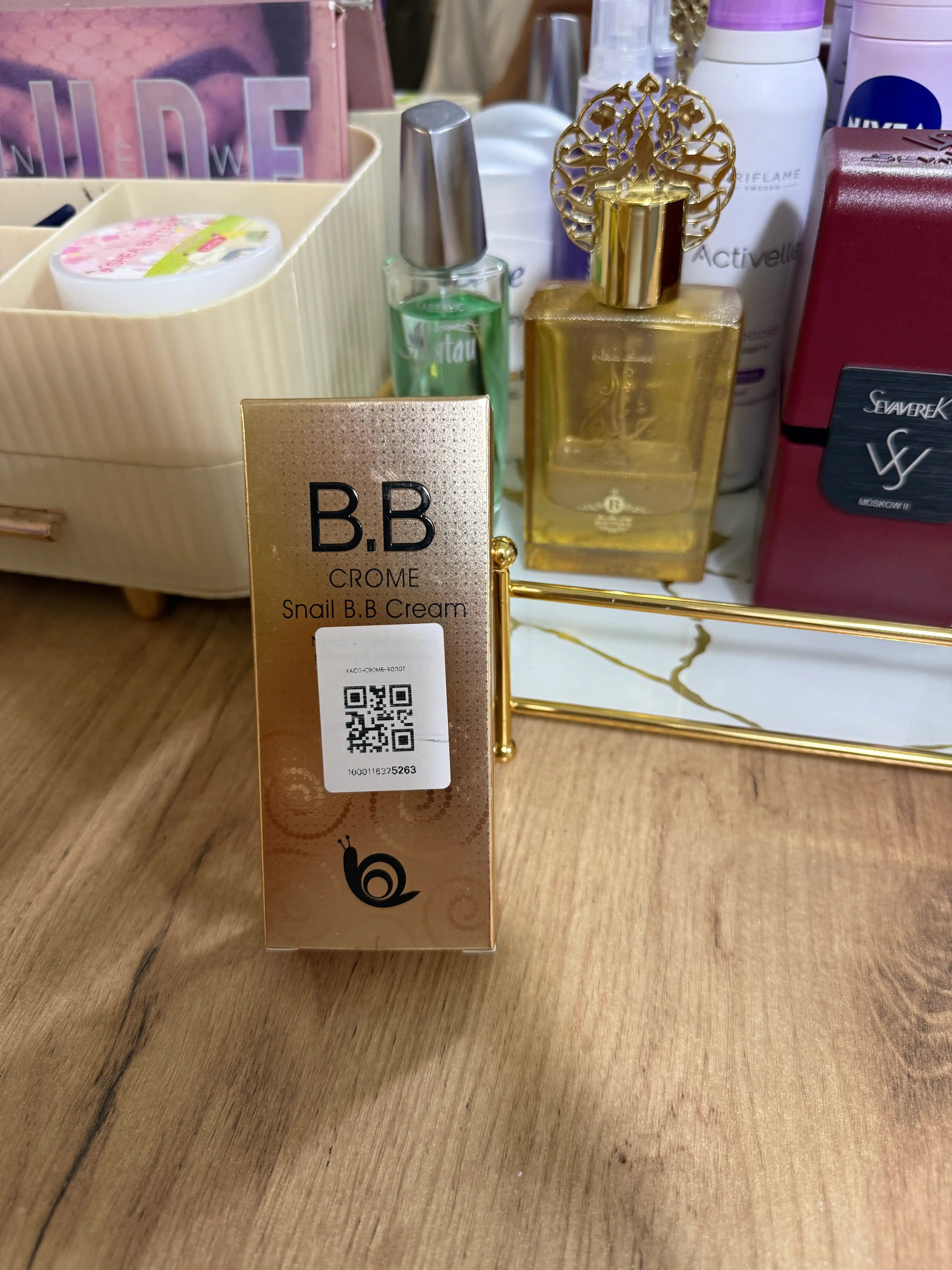 CROME SNAIL BB krem SPF50, с муцином улитки, отбеливающий тональный крем