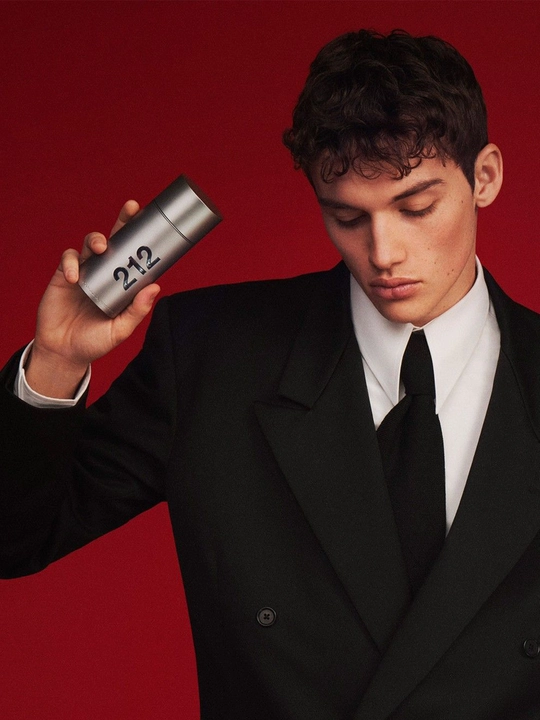 Туалетная вода мужская CAROLINA HERRERA 212 NYC Men 100 мл
