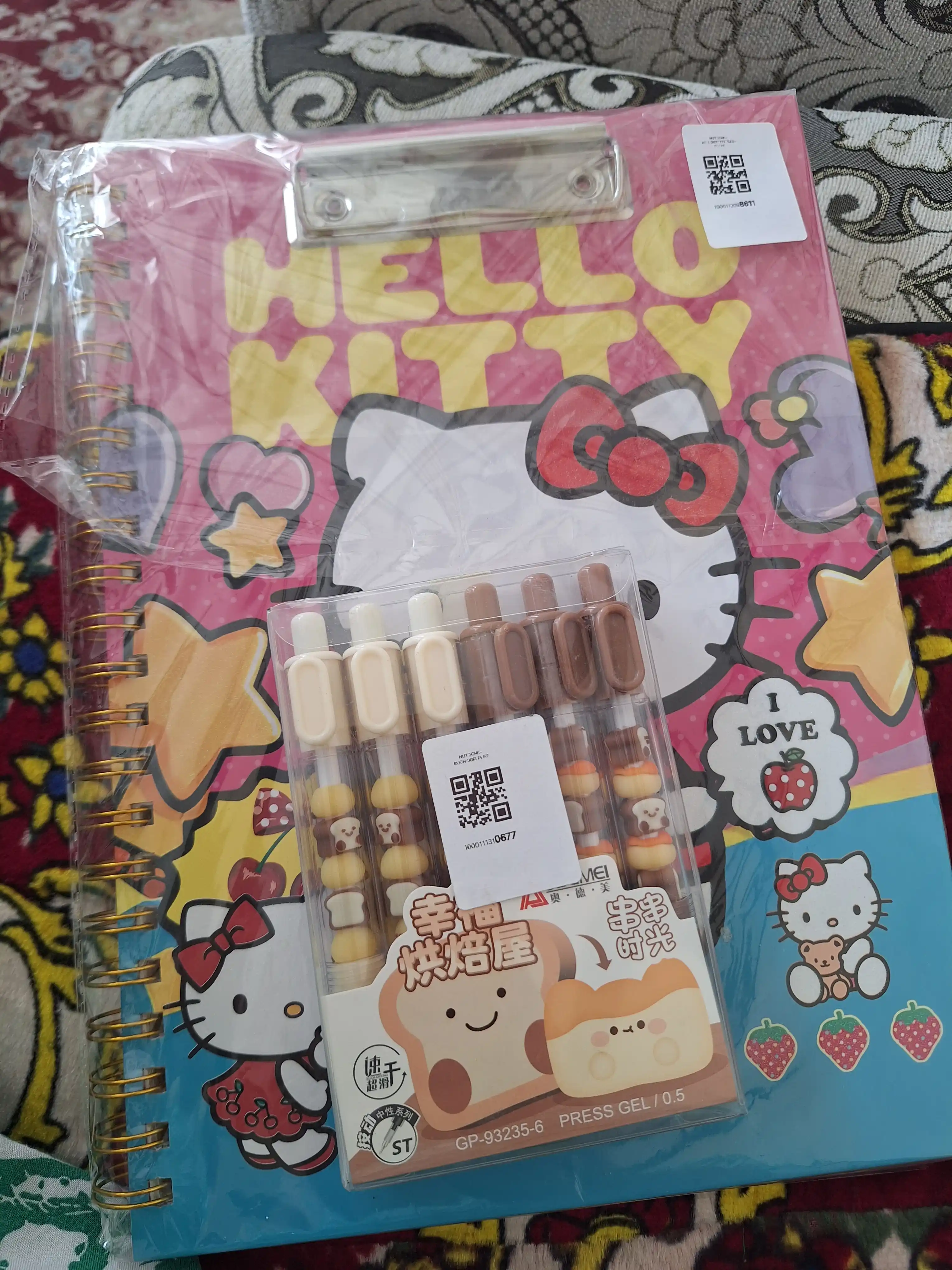 HelloKitty daftar-plansheti, metall prujinali, konspektlar yozish, shaxsiy sirlarni saqlash uchun