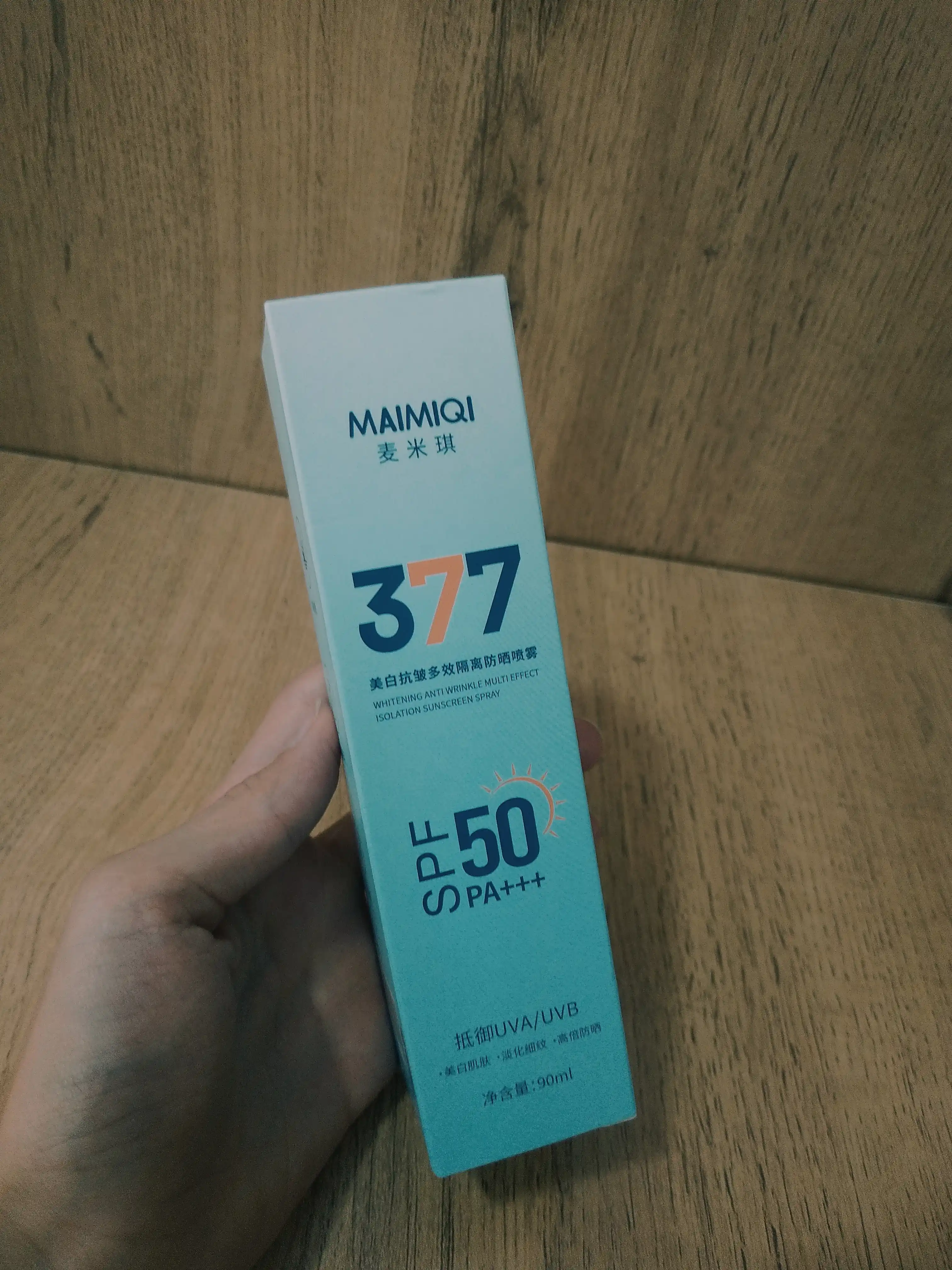 Yuz uchun SPF 50+ quyoshdan himoyalovchi sprey, 377 ultrabinafsha nurli himoya spreyi, SPF namlantiruvchi sprey