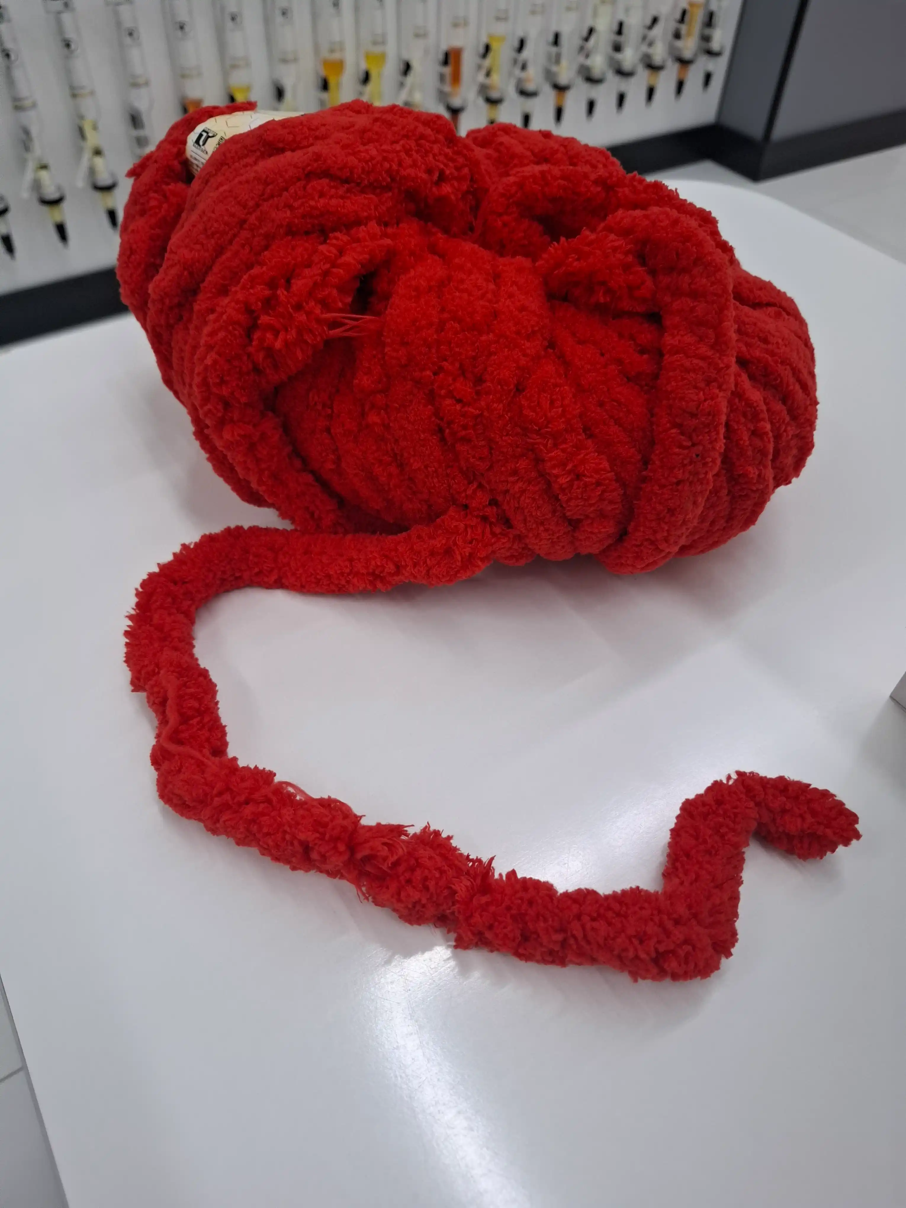 Пряжа Lady Yarn Chunky - 33 м, 300 г, 100% микрополиэстер