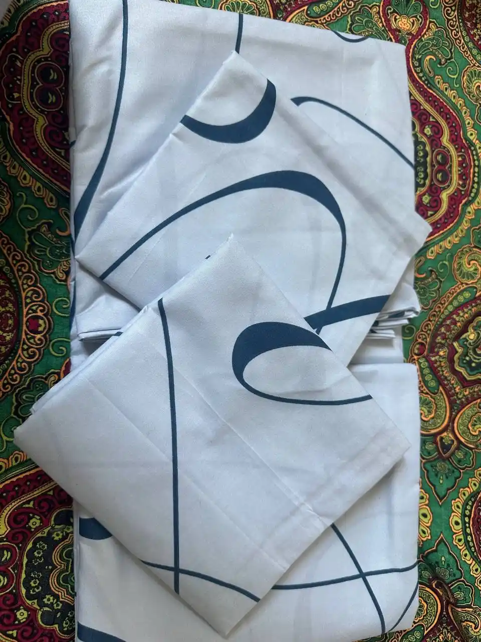 Ikki va bir kishilik choyshab va yostiq jildi to‘plami, yevro standart o‘lchamlarda