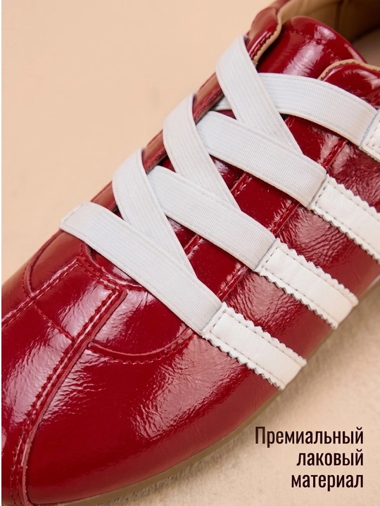Женские кроссовки — эластичная шнуровка, на каждый день