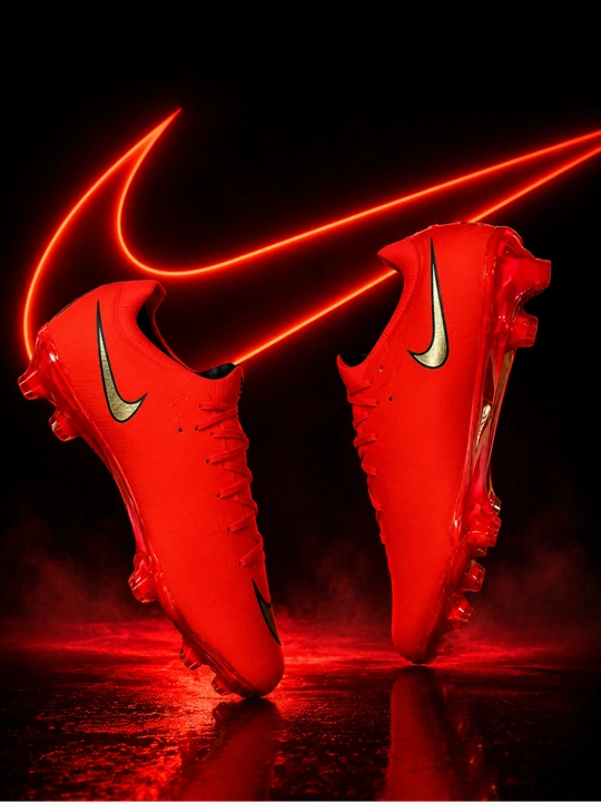 Futbol butsasi, tishli butsa, Nike Mercurial Superfly, Mercurial Superfly, futbol