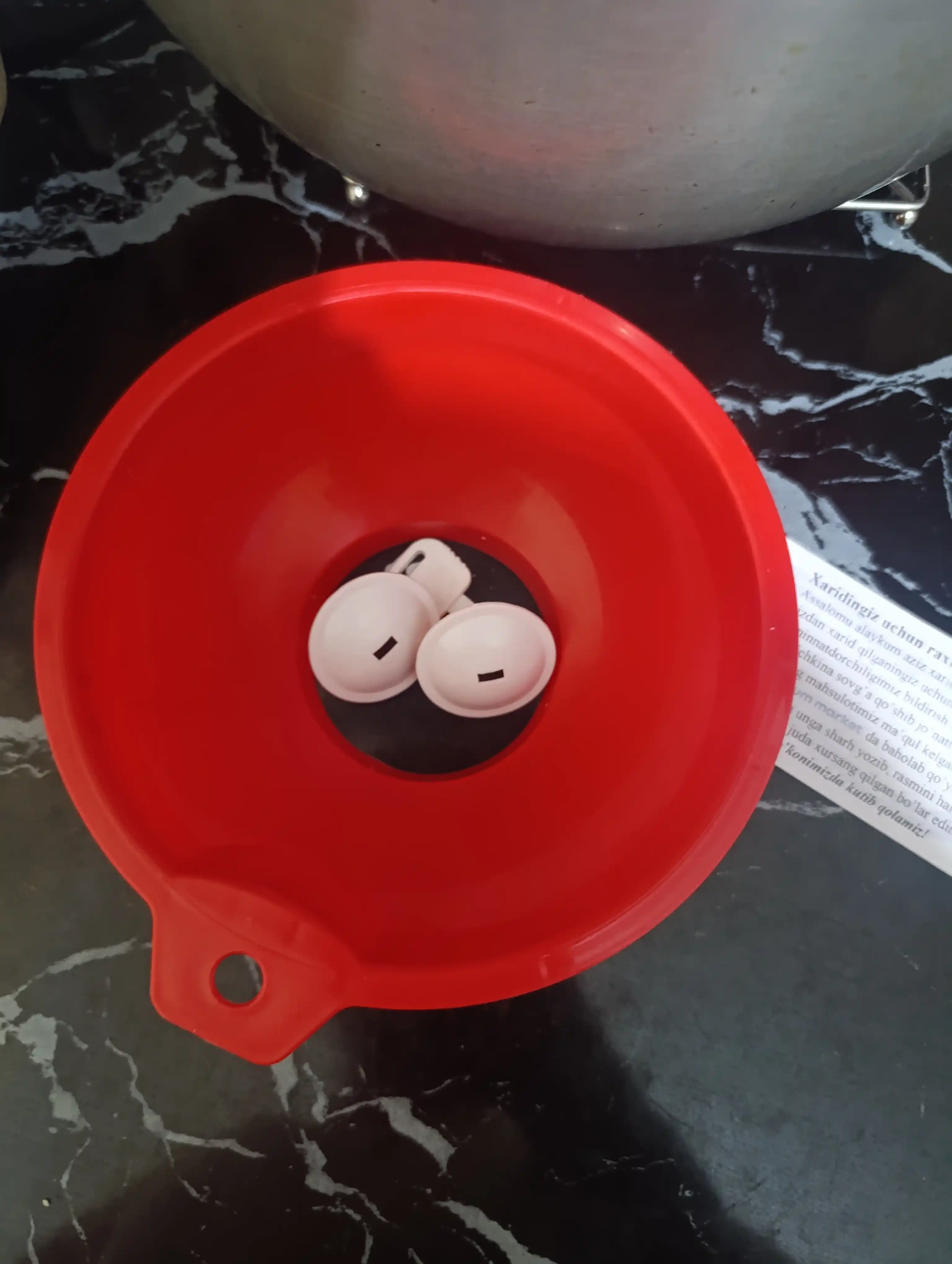 Plastik voronka, keng og‘izli quyish voronkasi, oshxona va maishiy foydalanish uchun