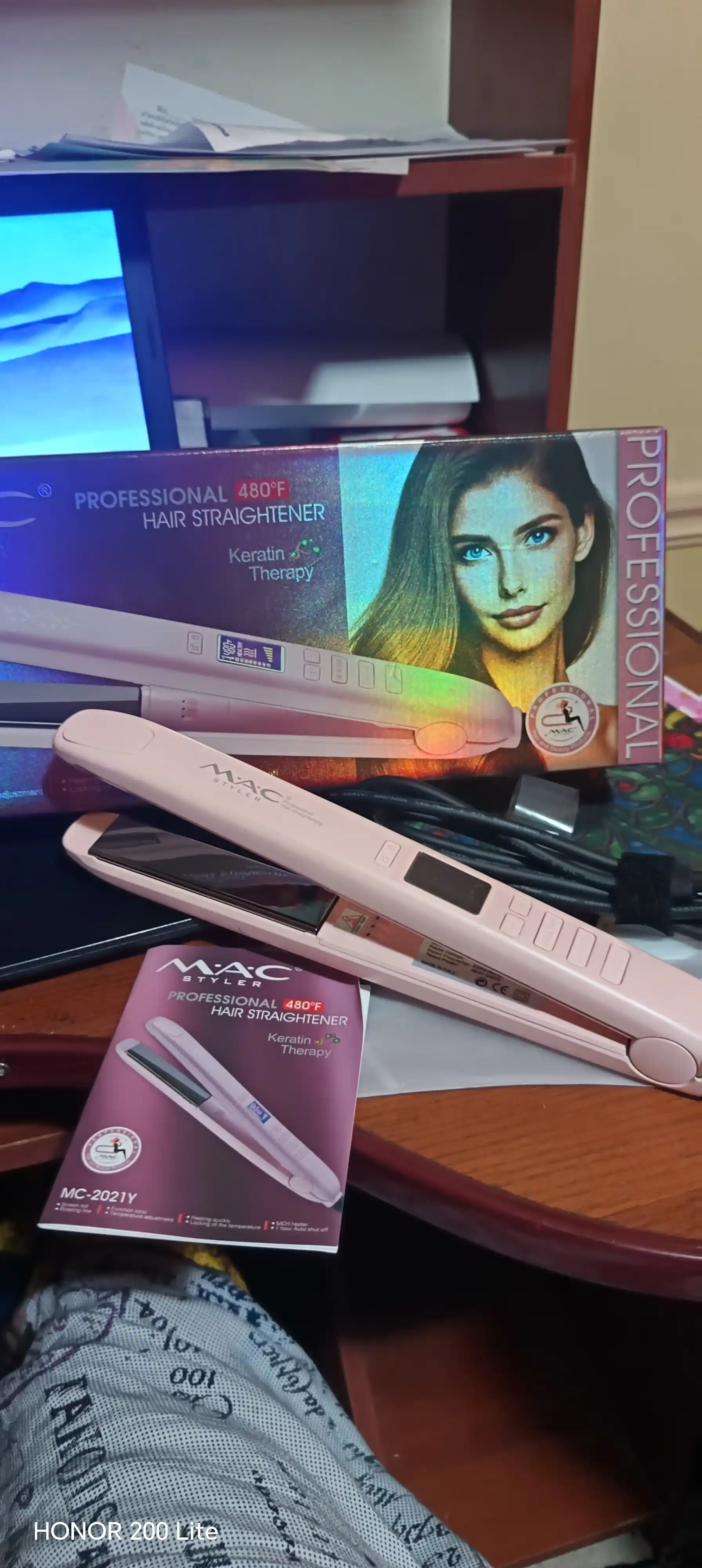 Professional soch tekislovchi dazmol MAC Styler MC-2021 Titan, LCD displeyli