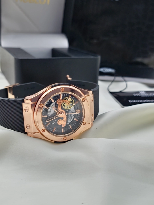 Erkaklar qo‘l soati Hublot Quartz – Mineral shisha, silikon remeshok, sana ko‘rsatkichi
