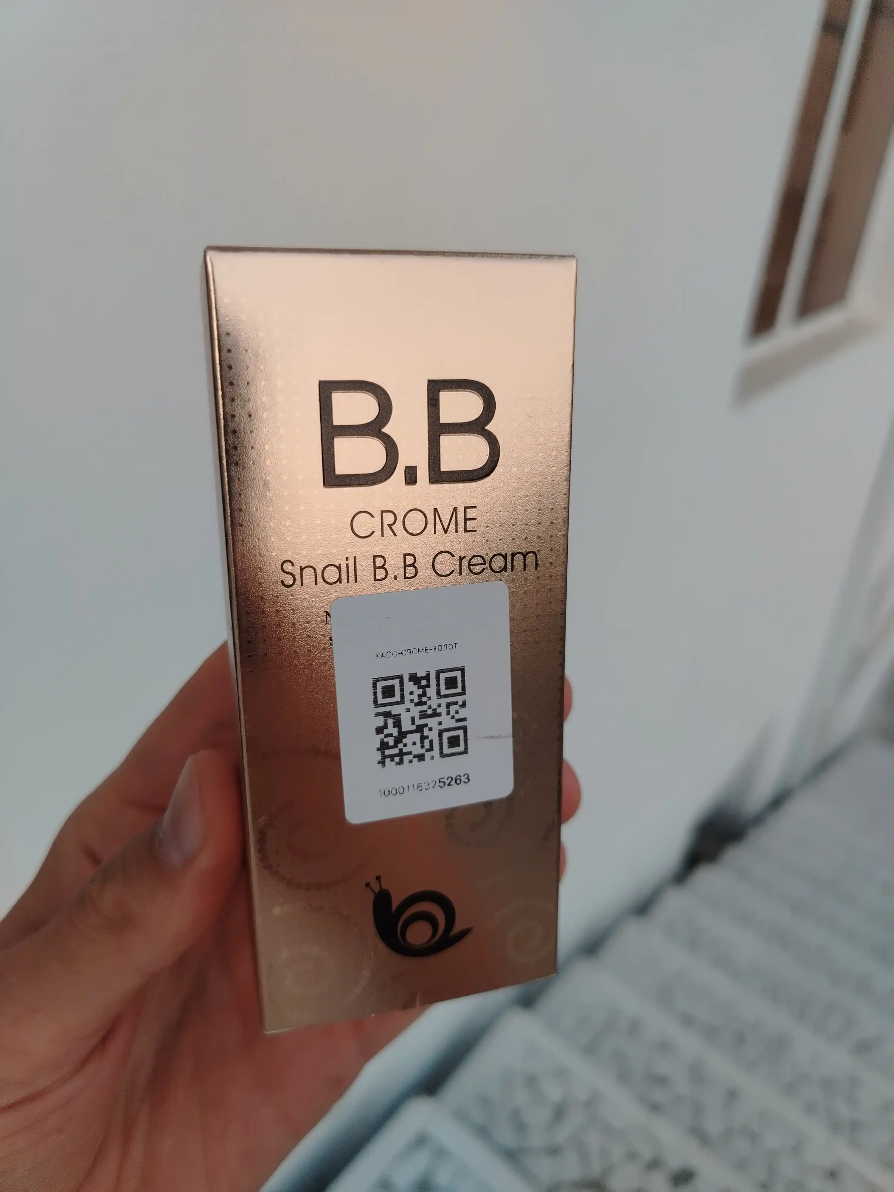 CROME SNAIL BB krem SPF50, с муцином улитки, отбеливающий тональный крем