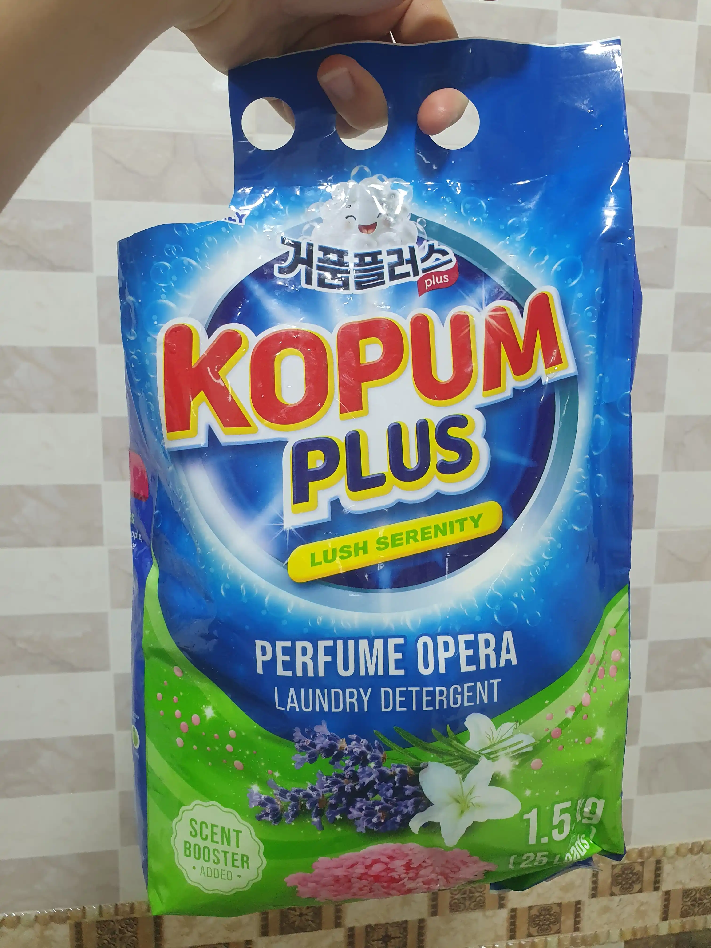 Kir yuvish kukuni Kopum Plus, avtomat, Koreyada ishlab chiqarilgan, rangli va oq kiyimlar