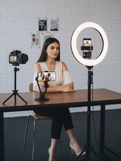 RGB halqali LED lampa, balandligi sozlanadigan shtativ va telefon tutqichi bilan