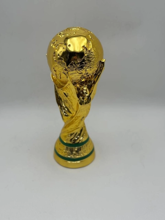 Futbol kubogi, 36 sm — Jahon chempionati uslubidagi suvenir kubok