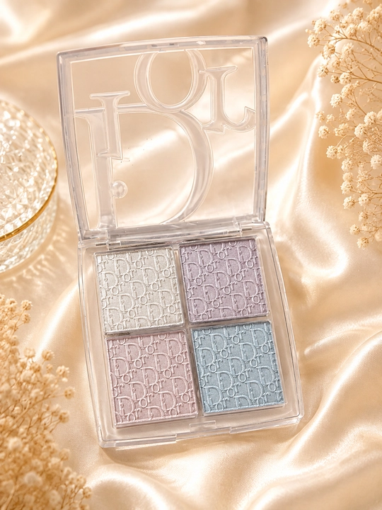 Dior Backstage Glow — xaylayter va rumyana paletkasi, 4 rang