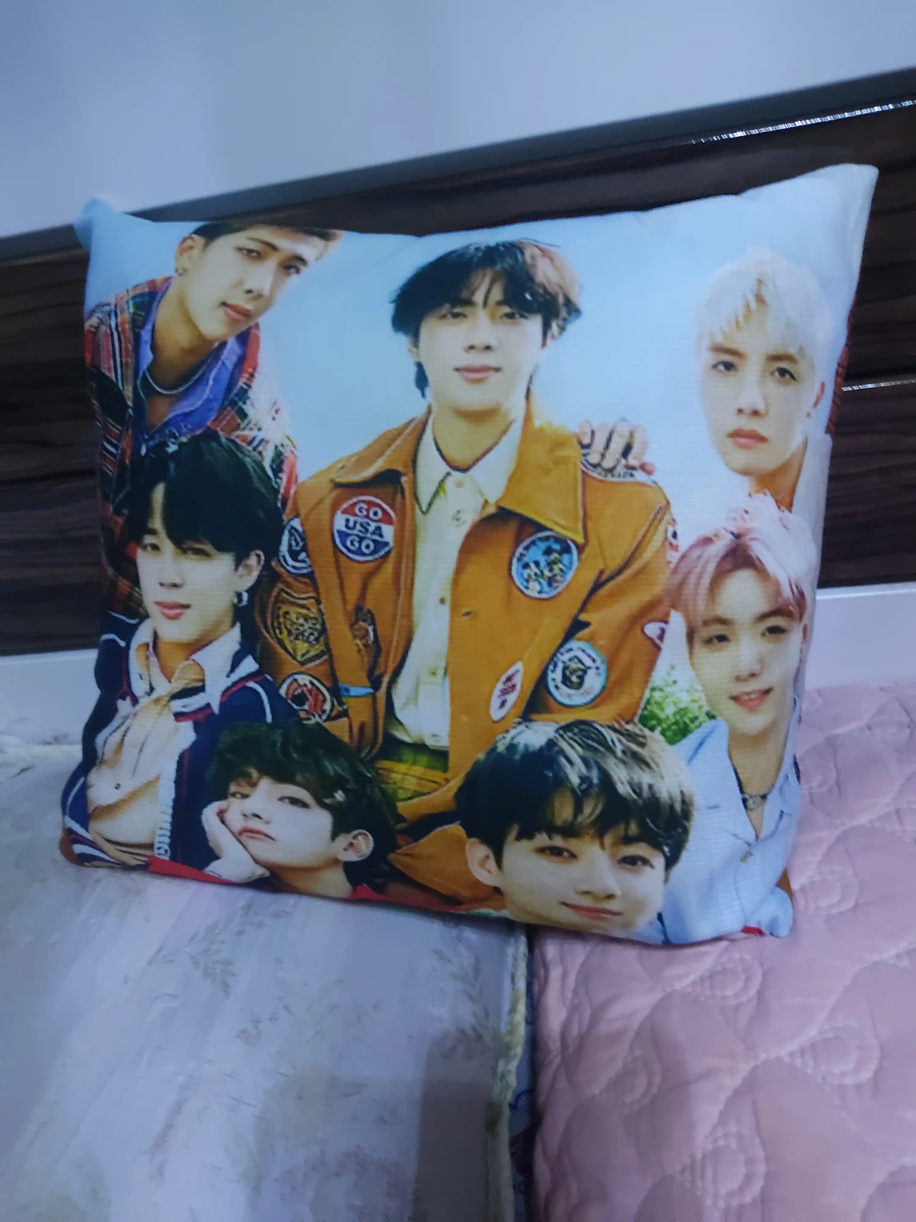 Подушки с символикой BTS, подушки с символикой K-Pop