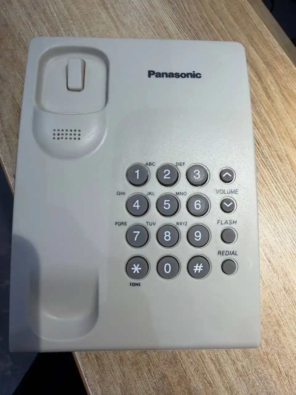 Телефон Panasonic KX-TS2350, проводной, домашний, стационарный