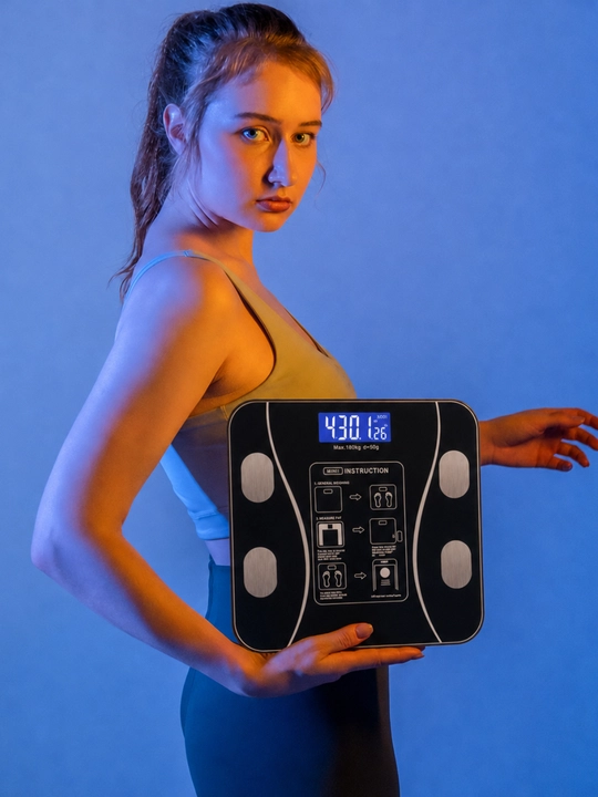 Bluetooth aqlli elektron tarozi 180 kg gacha, 13 ko‘rsatkichli, 26×26 sm