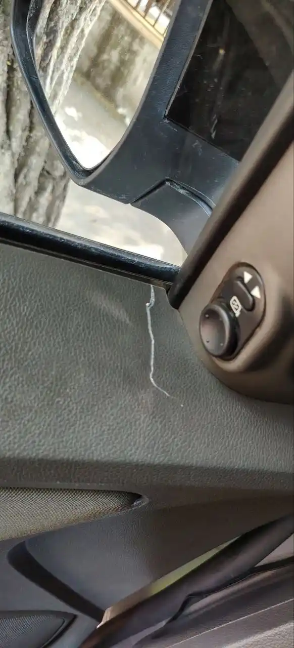 Chevrolet yon oyna pardasi, quyoshdan 40-50% himoya, tez o'rnatish