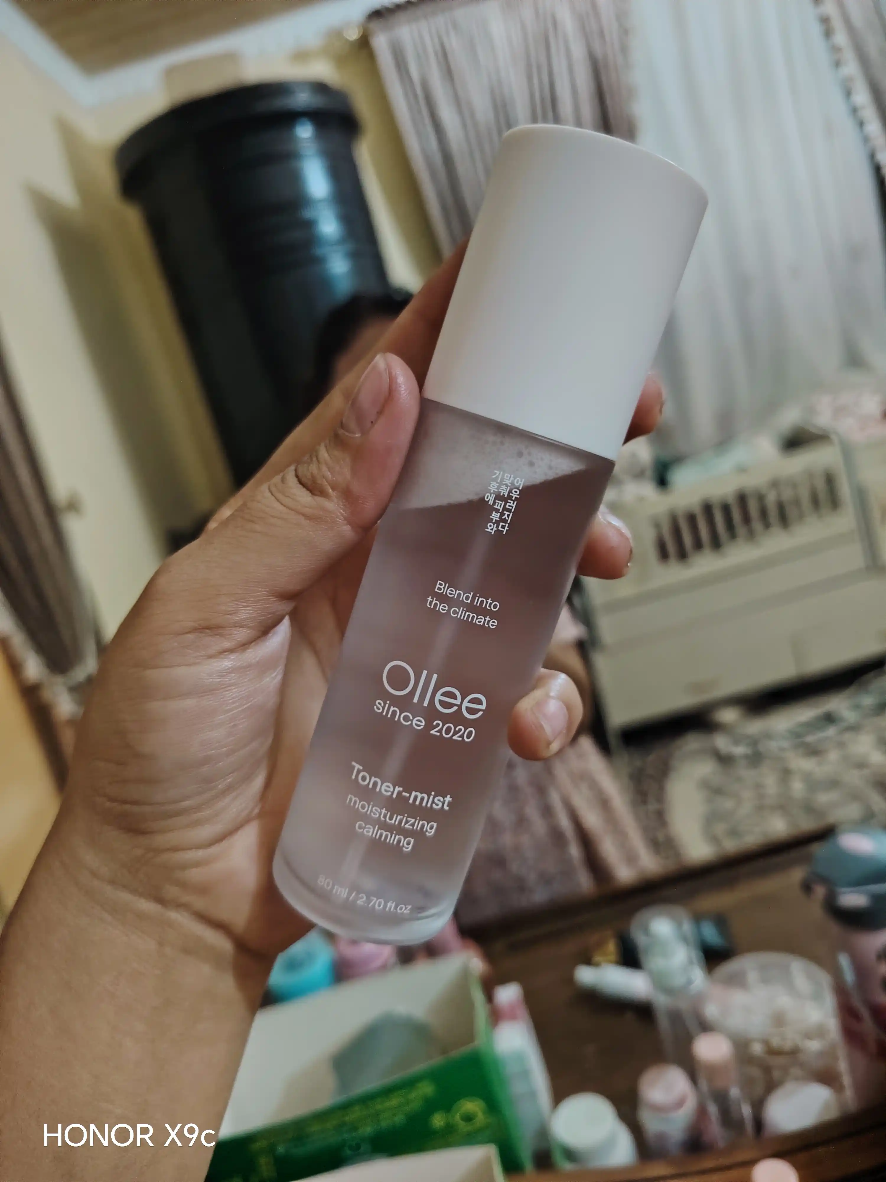OLLEE aloe, moychechak va tremella qo‘shilgan yuz uchun namlantiruvchi toner-mist, 80 ml