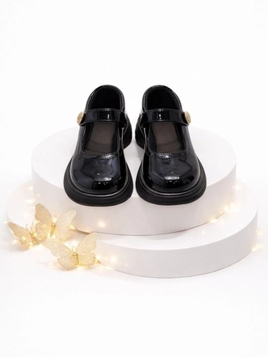 Meri Jeyn poyabzali (Mary Janes)