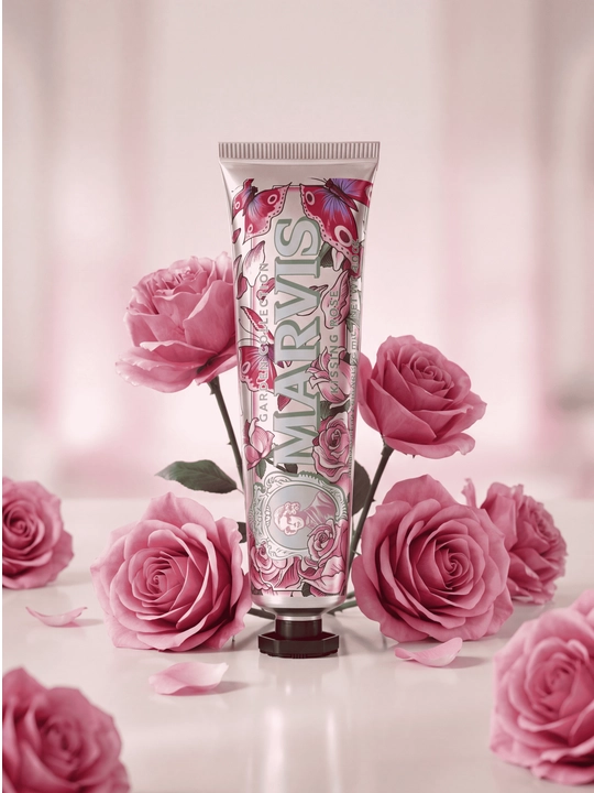 Marvis Kissing Rose — премиальная зубная паста с болгарской розой и мятой, 75 мл