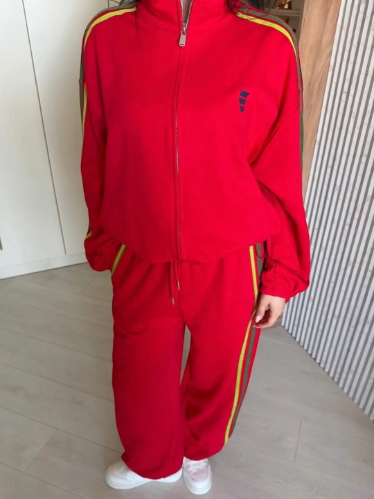 Ayollar sport kostyumi dvoyka, zamokli kofta va keng shim, oversize, 44–48