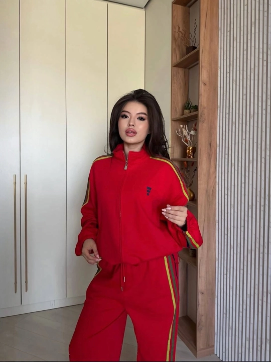 Ayollar sport kostyumi dvoyka, zamokli kofta va keng shim, oversize, 44–48