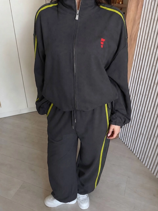 Ayollar sport kostyumi dvoyka, zamokli kofta va keng shim, oversize, 44–48