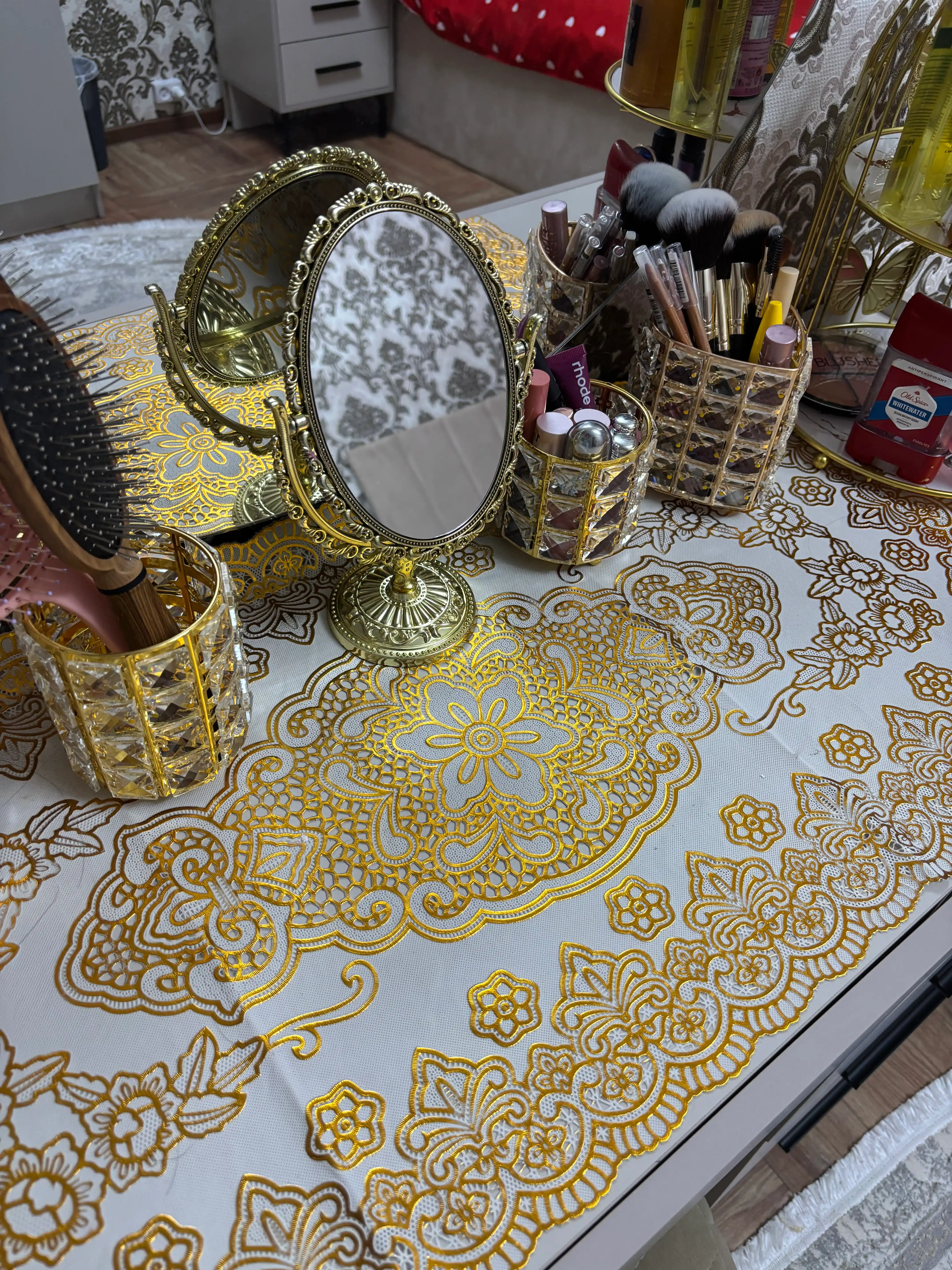 Декоративная клеёнка для мебели Gold Edition