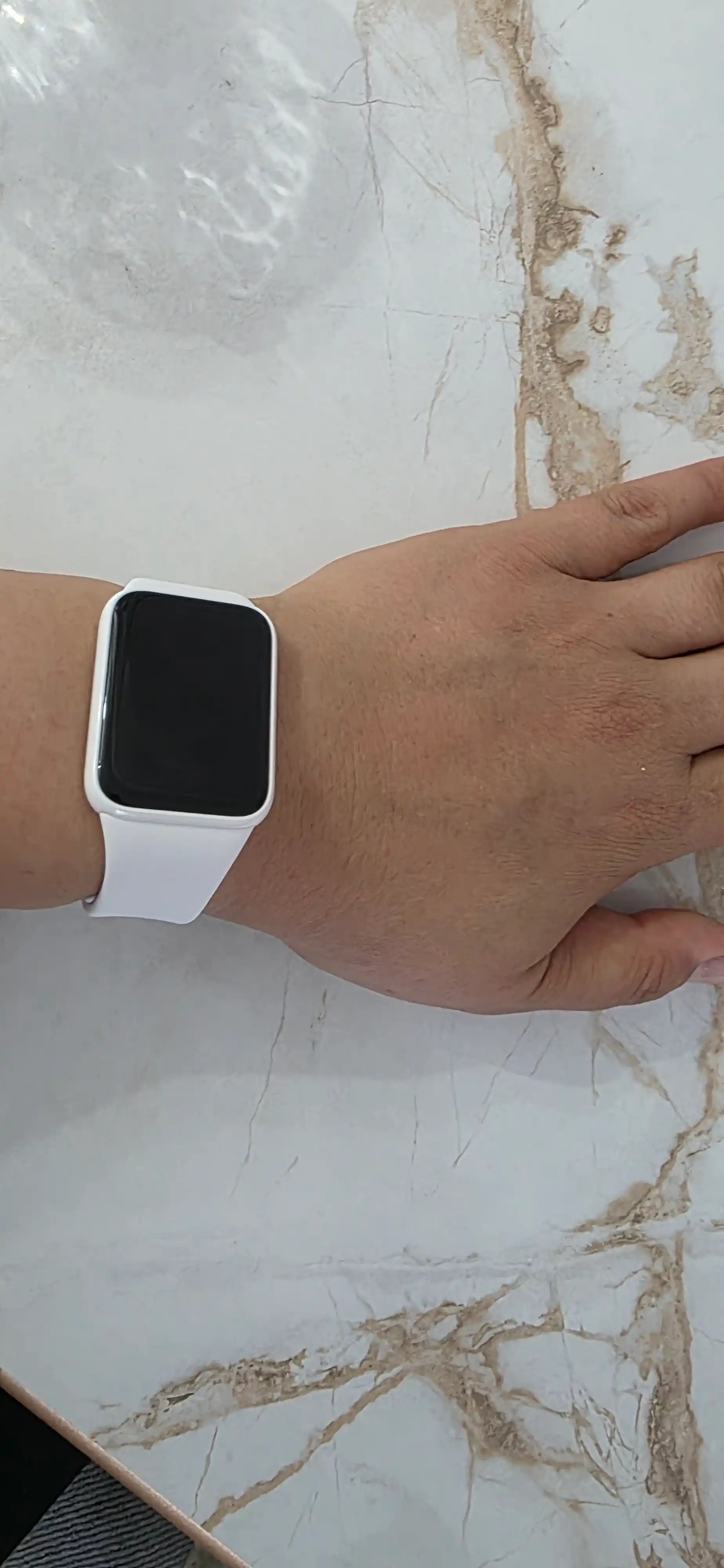 Фитнес-браслет Xiaomi Smart Band 10 Pro толщиной 9,7 мм, отслеживает сон