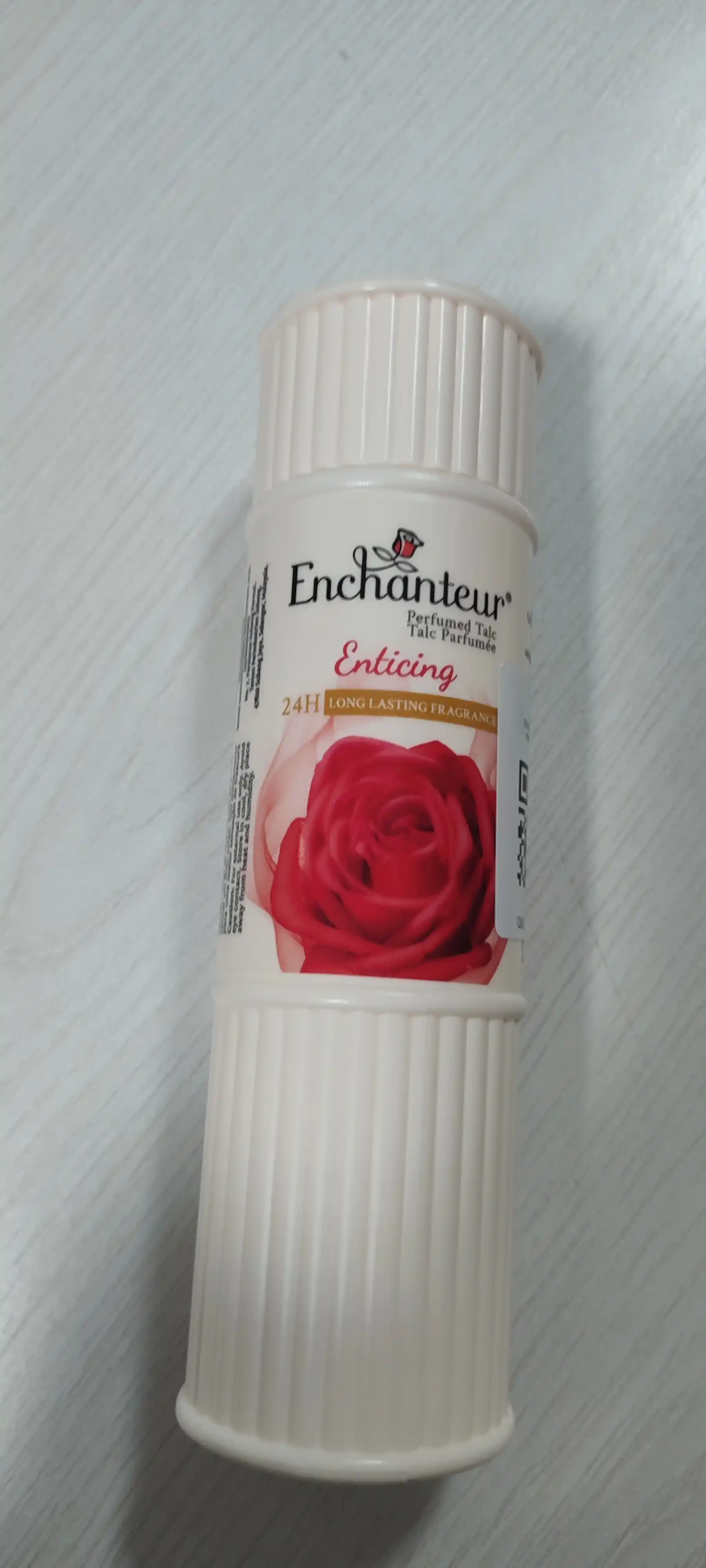 Enchanteur Парфюмированный тальк для тела. Цветочный аромат, защита и свежесть. 125 /250 г