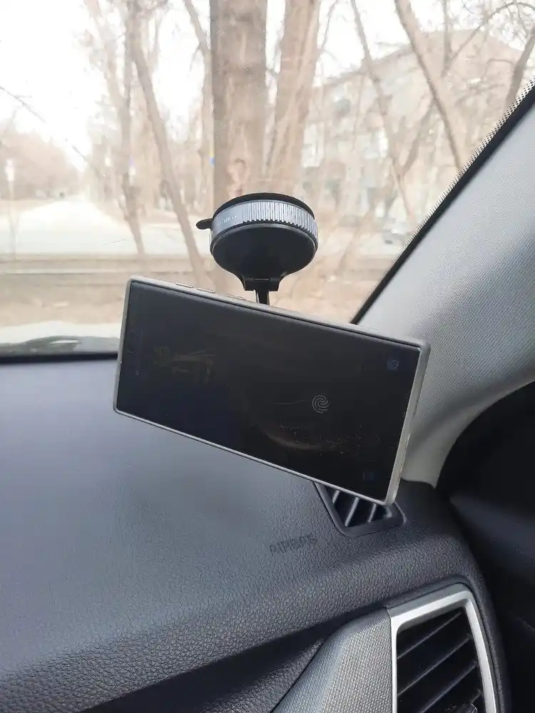 Держатель для телефона, магнитный, вакуумный, в машину с Magsafe
