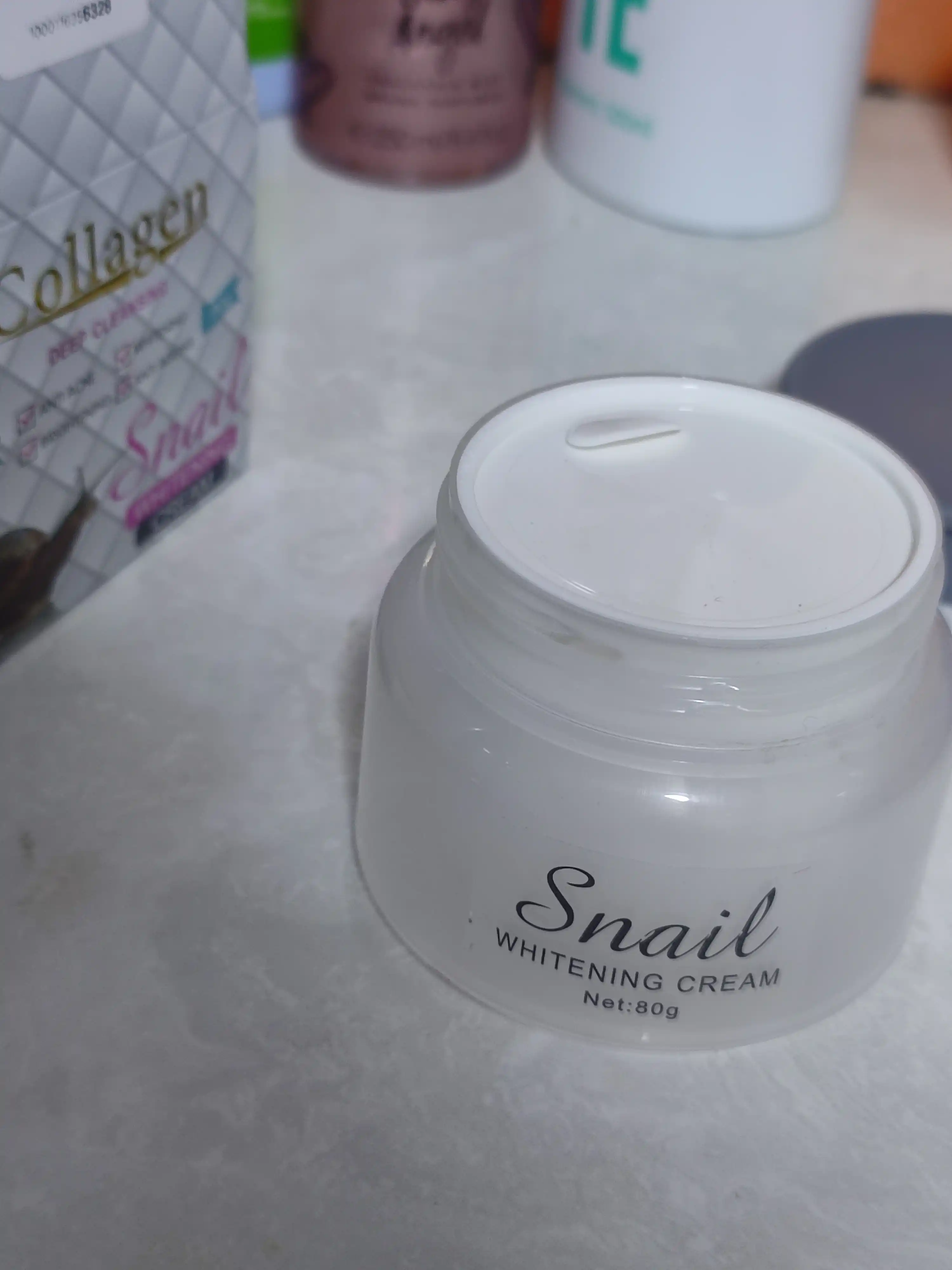 Oziqlantiruvchi, namlantiruvchi yuz uchun krem, shilliqurt ekstrakti Collagen, 80 gr