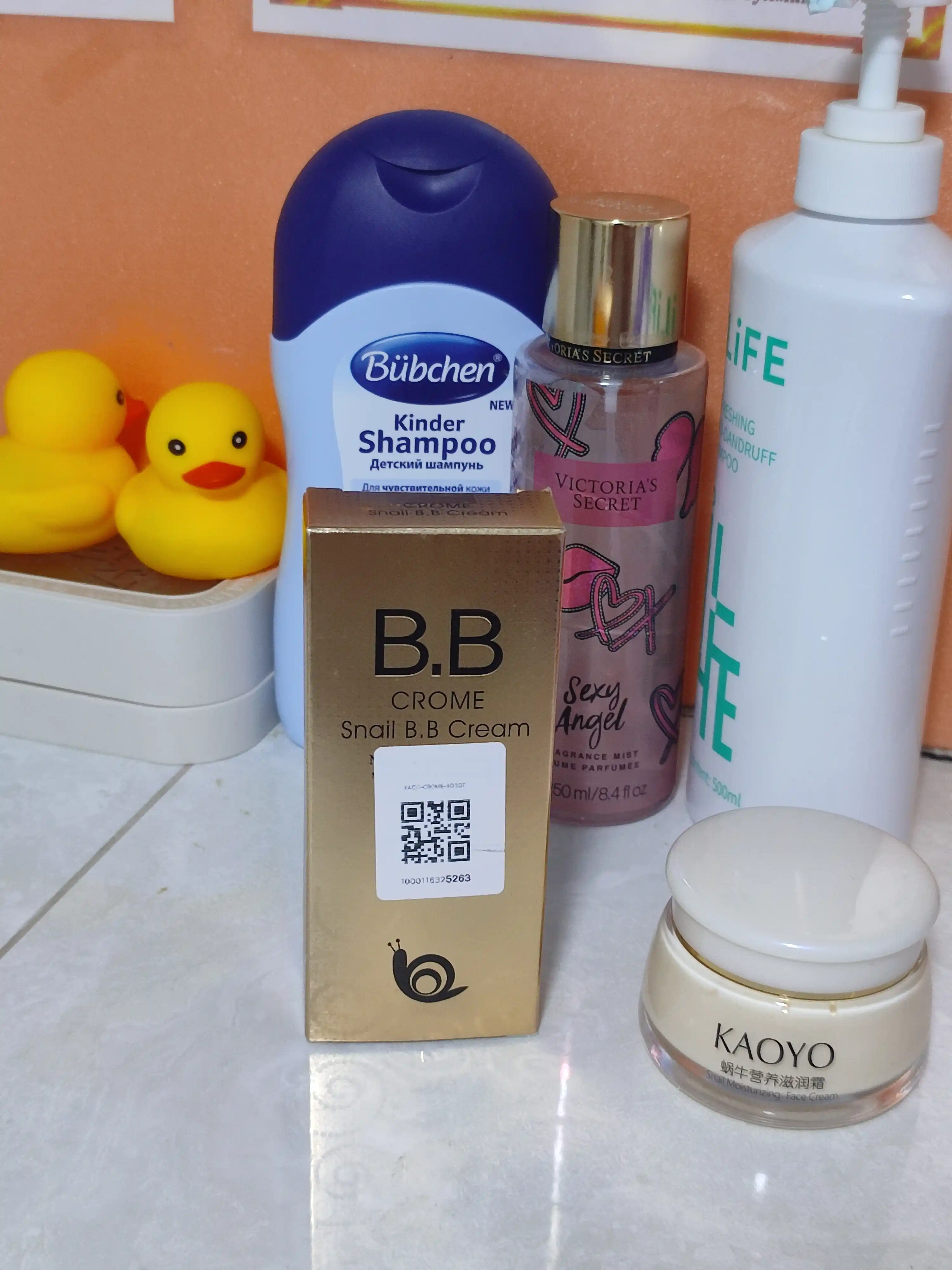 CROME SNAIL BB krem SPF50, с муцином улитки, отбеливающий тональный крем