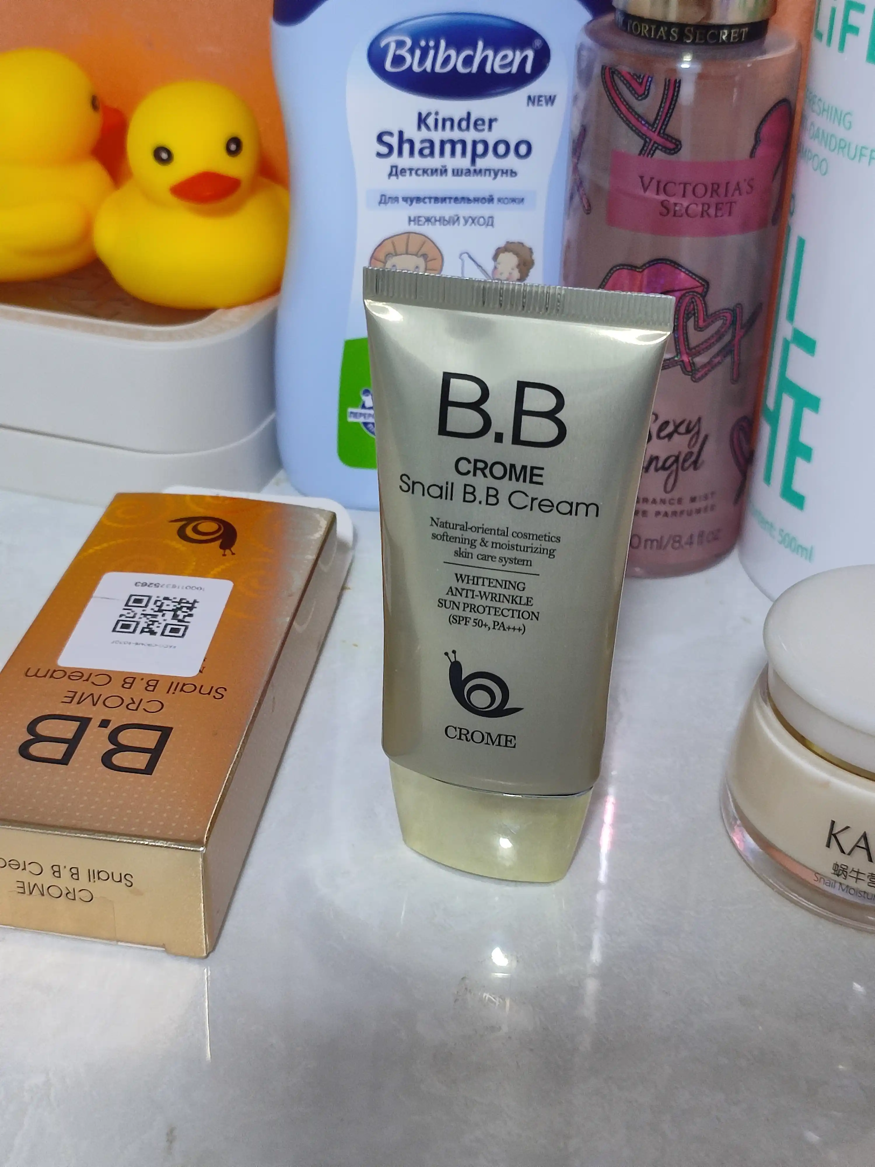 CROME SNAIL BB krem SPF50, с муцином улитки, отбеливающий тональный крем
