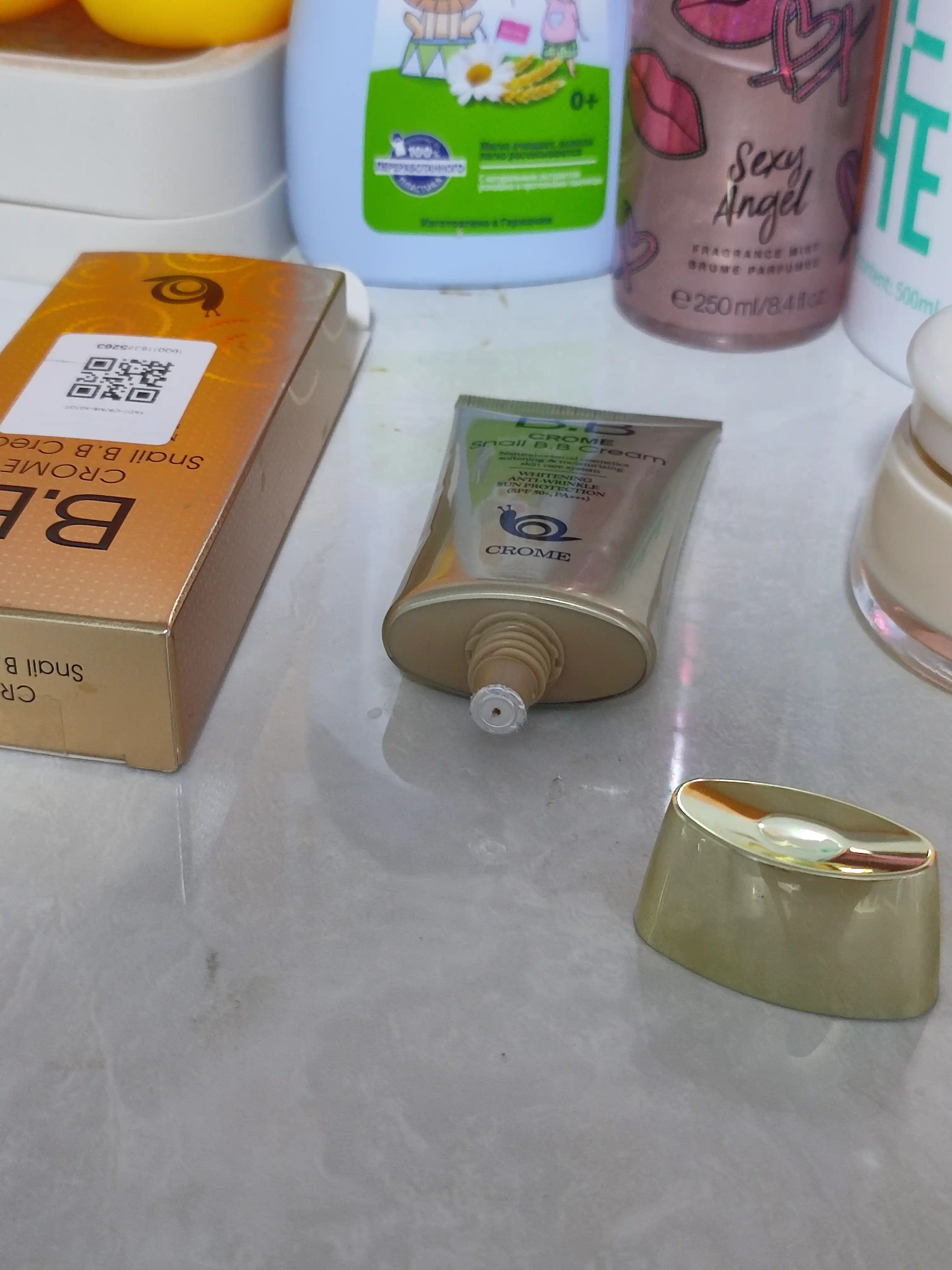 CROME SNAIL BB krem SPF50, с муцином улитки, отбеливающий тональный крем