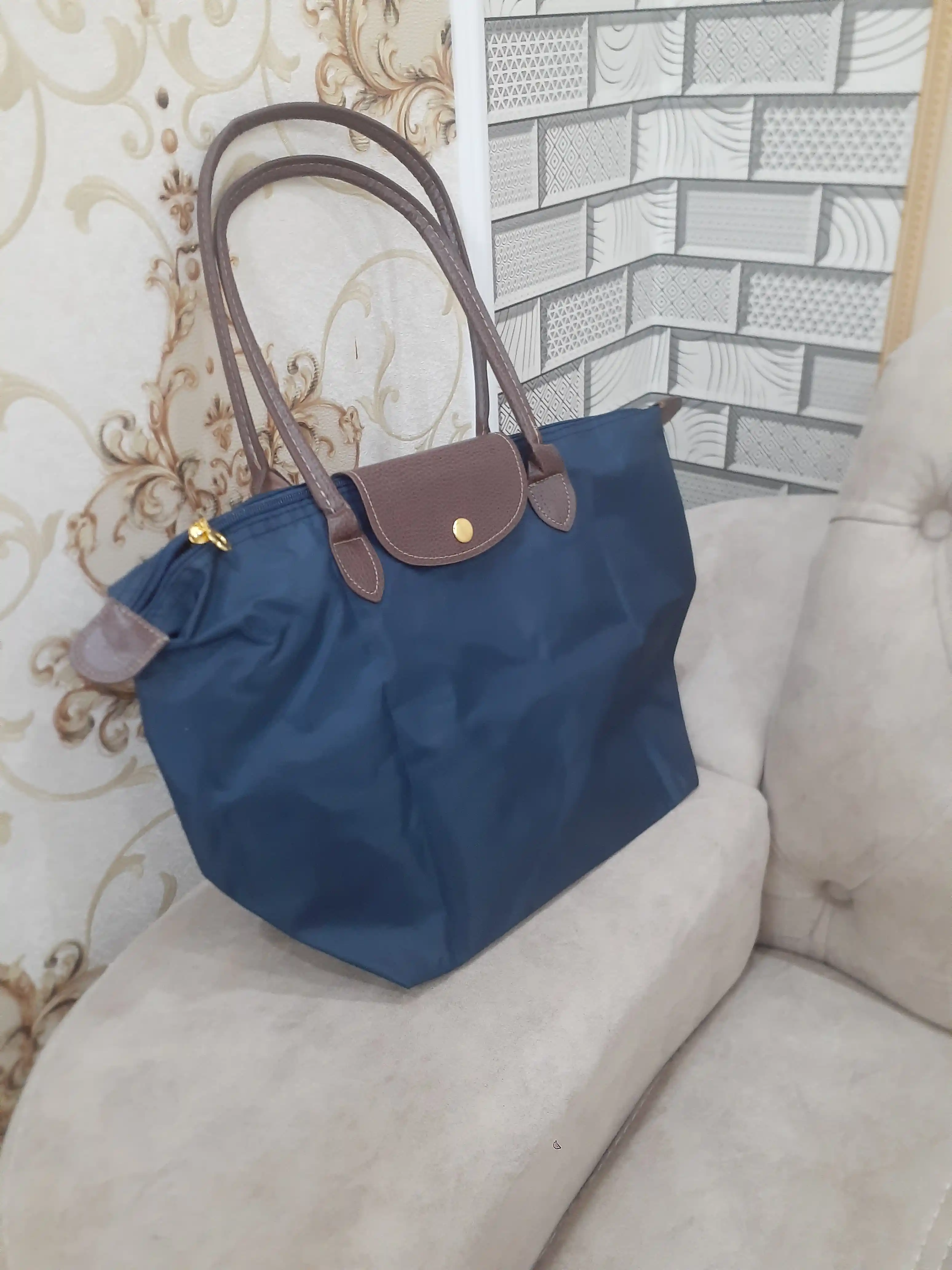 Ayollar uchun sumka, shopper yelkaga taqiladigan, katta neylon sumka, o'lchamlar S, M, L
