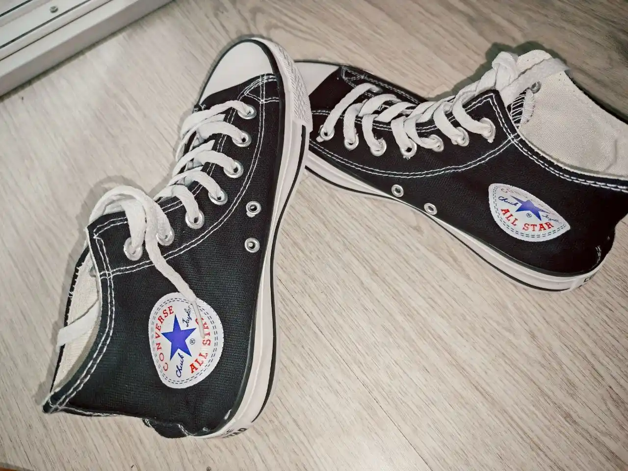 Kedalar Converse sport, yoz-kuz-bahor mavsumi uchun