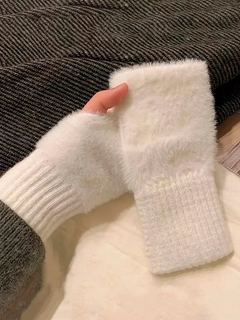 Белый
