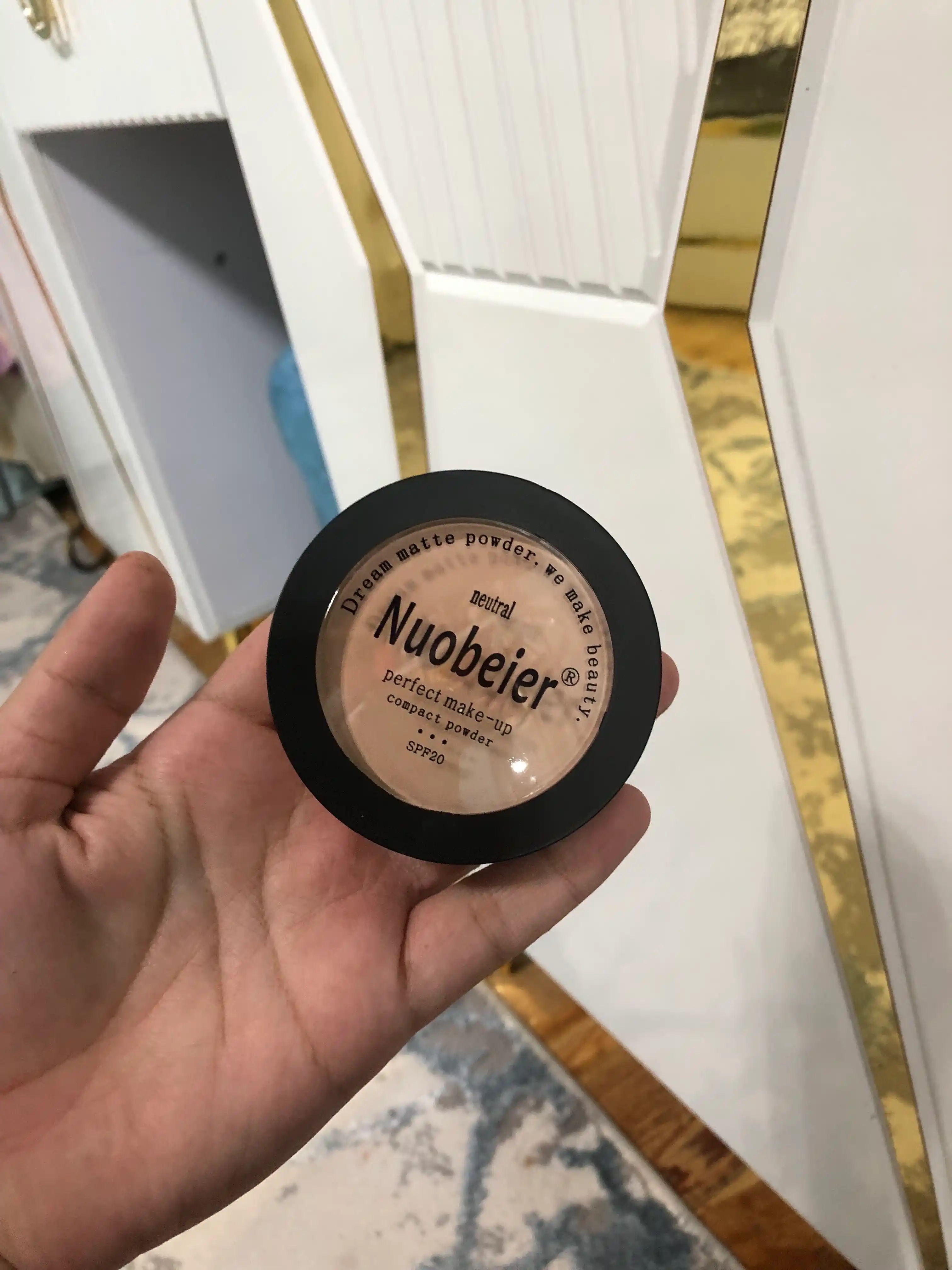 Пудра для лица Nuobeier SPF 20 Matte Powder