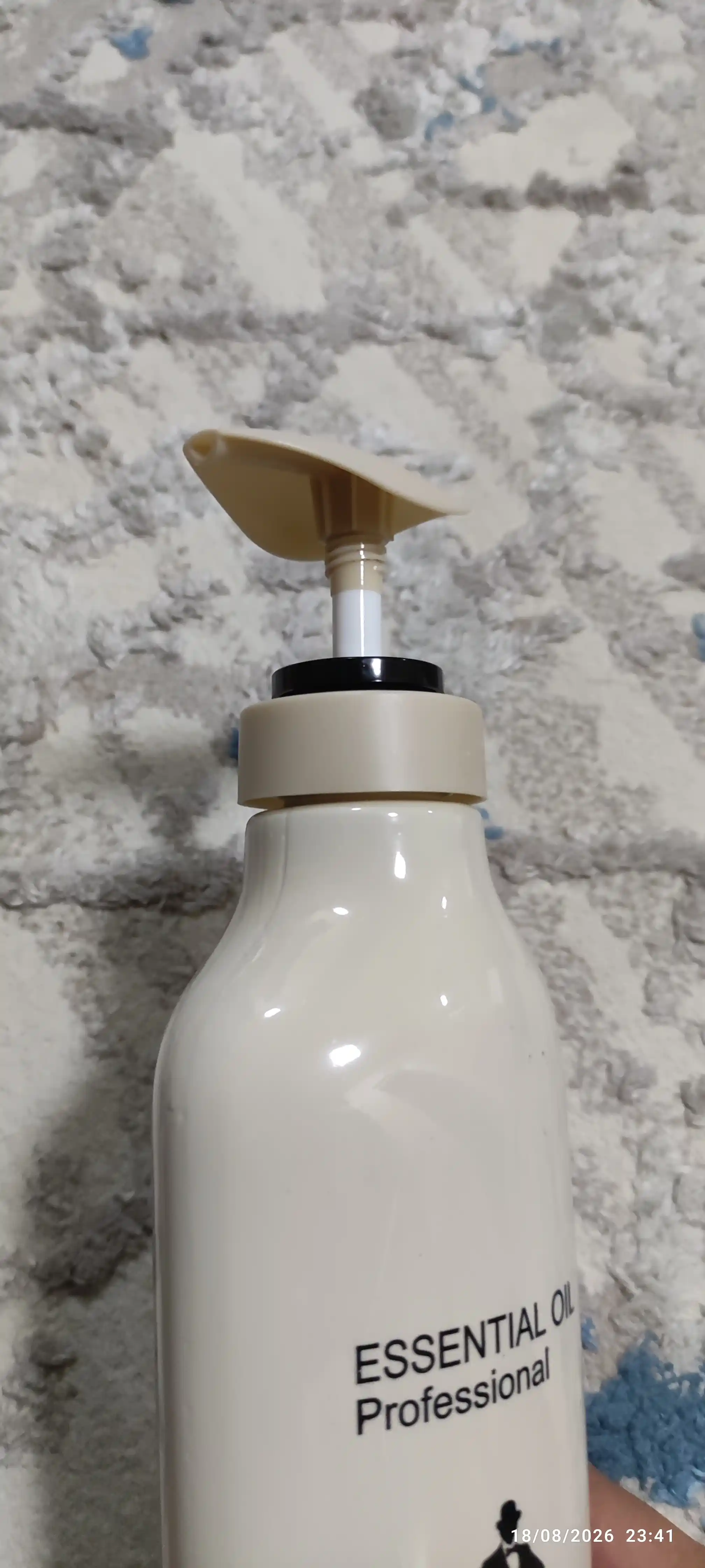 ESSENTIAL OIL Doctor-S – sochlar uchun professional shampun