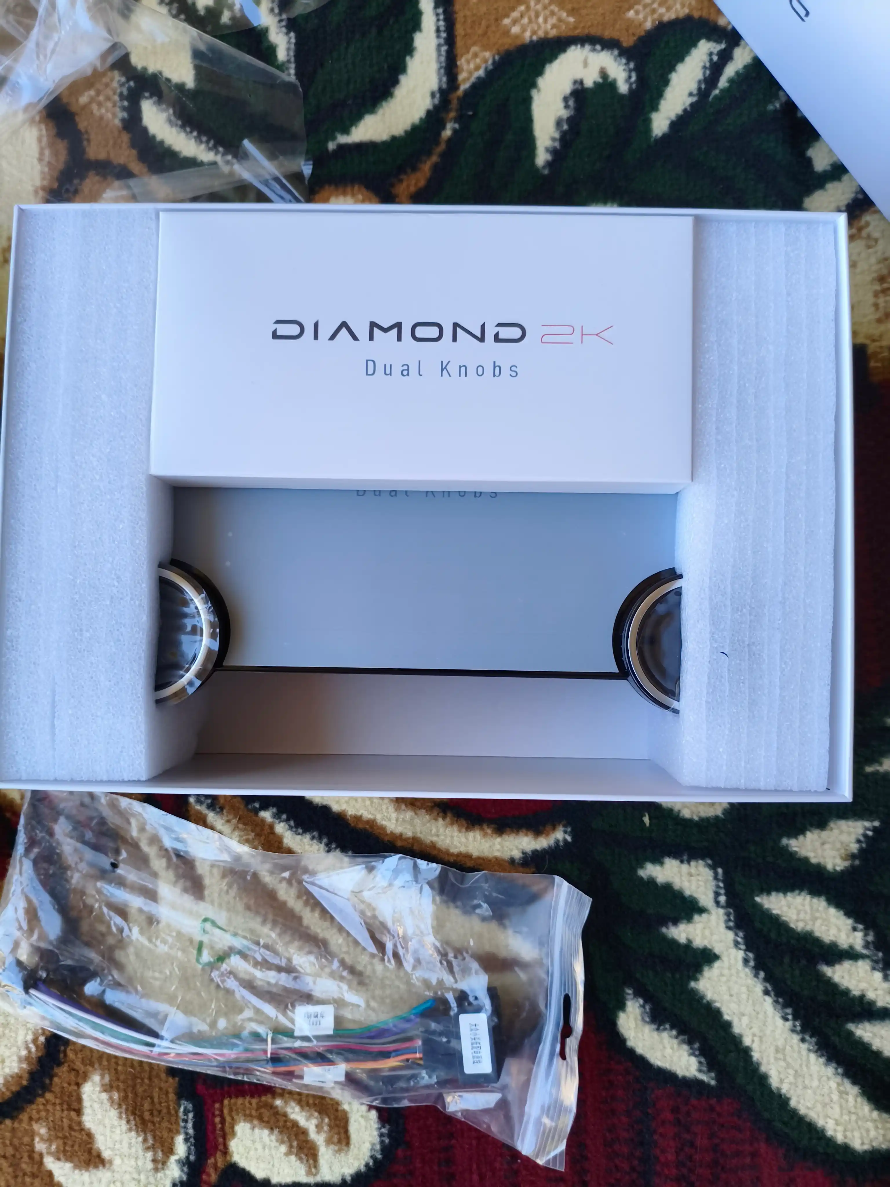 Авто монитор Tesla, Diamond X80 2K, 10.1 дюйма 4+64 ГБ, WiFi кулер, с рамкой и кабелями