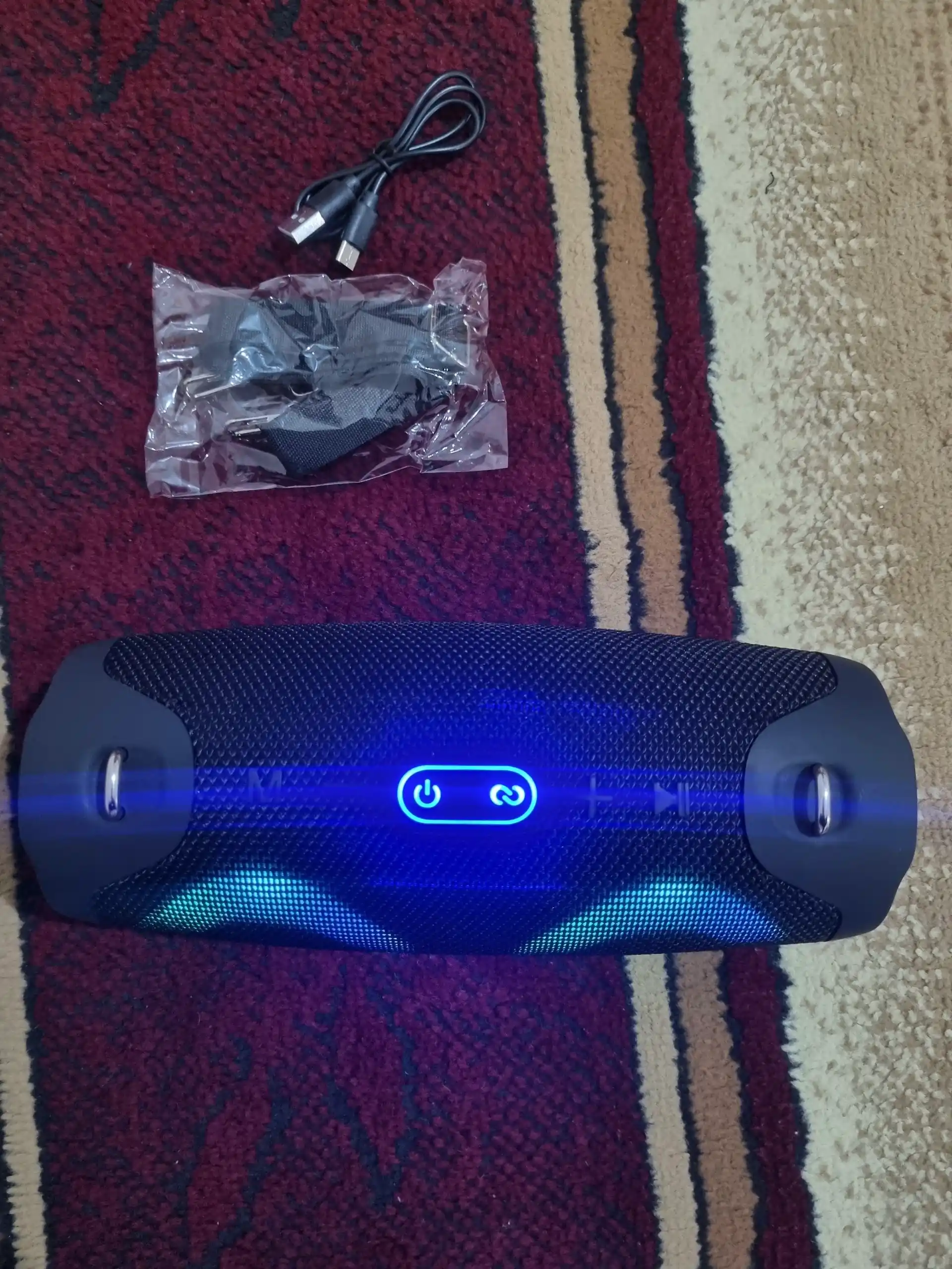 Sing-e ZQS-L22 Boombox — Portativ simsiz RGB kоlonka (10W x 2)