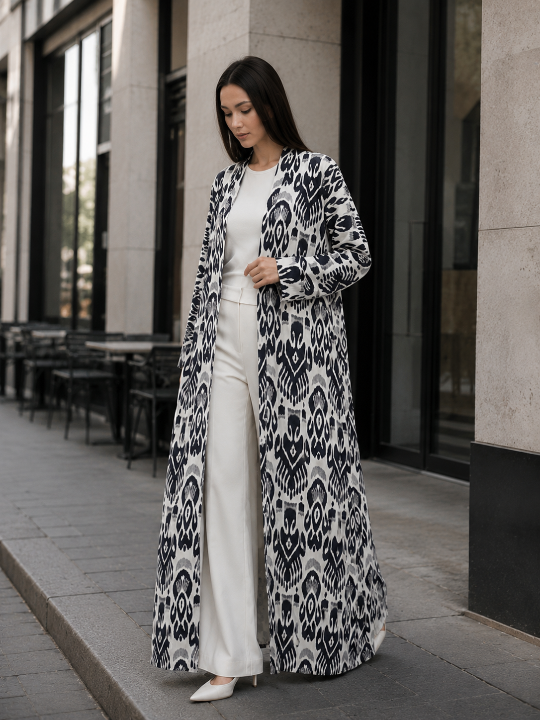 Ayollar uchun sifatli lyon materialidan nafis milliy abaya
