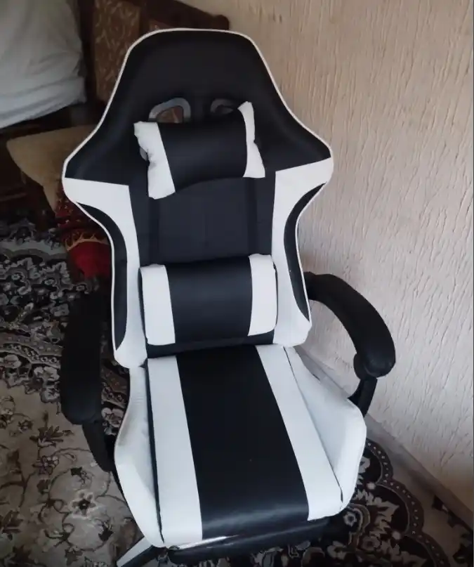 Game kreslo, 6 xil rangda, oyoq qo'ygich bilan, eko-kojadan, bosh va bel yostiqlari