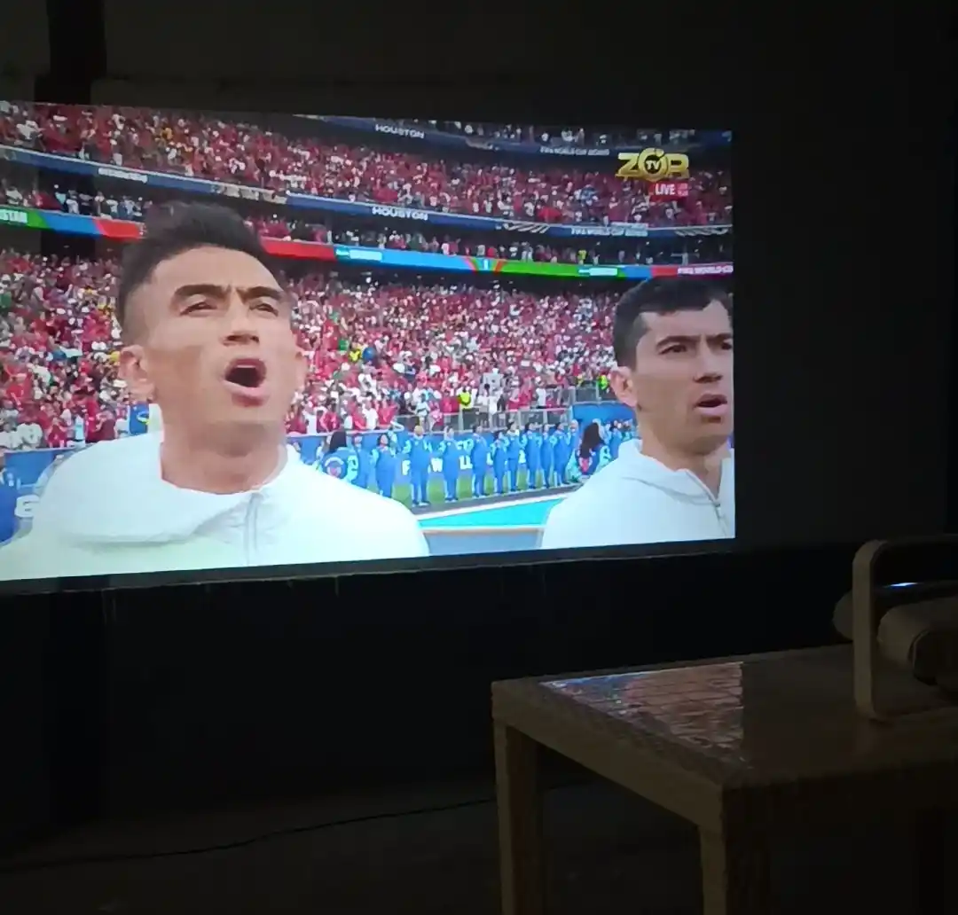 A10 Plus film proyektori, Android 4K proyektori + Wi-Fi, Bluetooth, HDMI